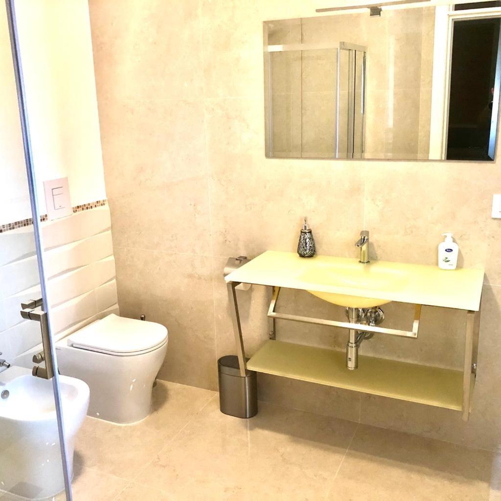Deluxe Double or Twin Room with Balcony photo 3