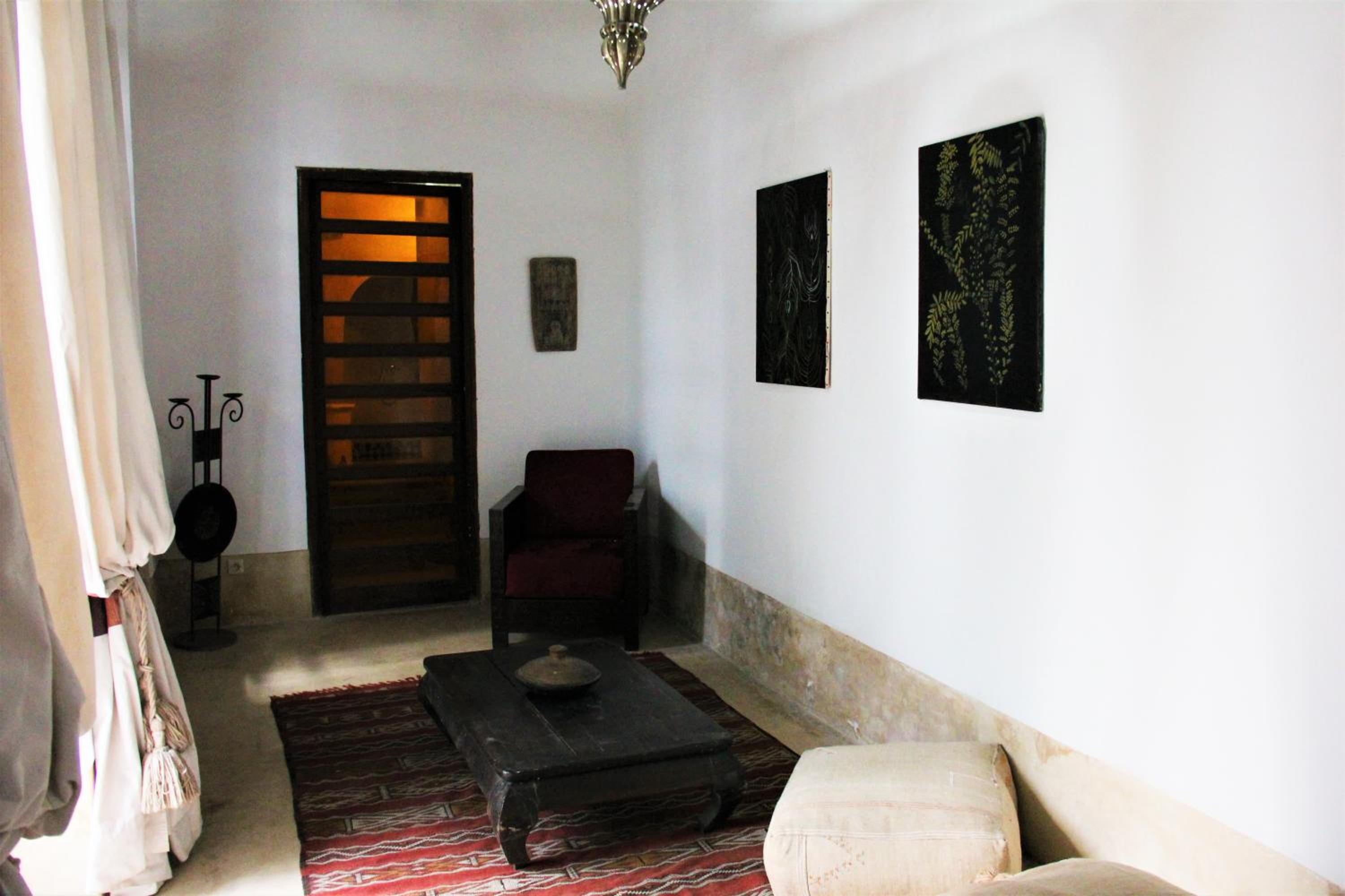 Double Room with Pool View - Photo 1