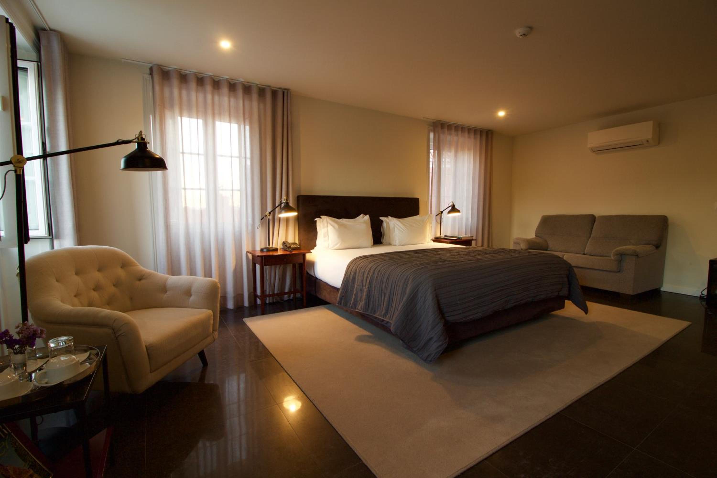 Superior King Room photo 3