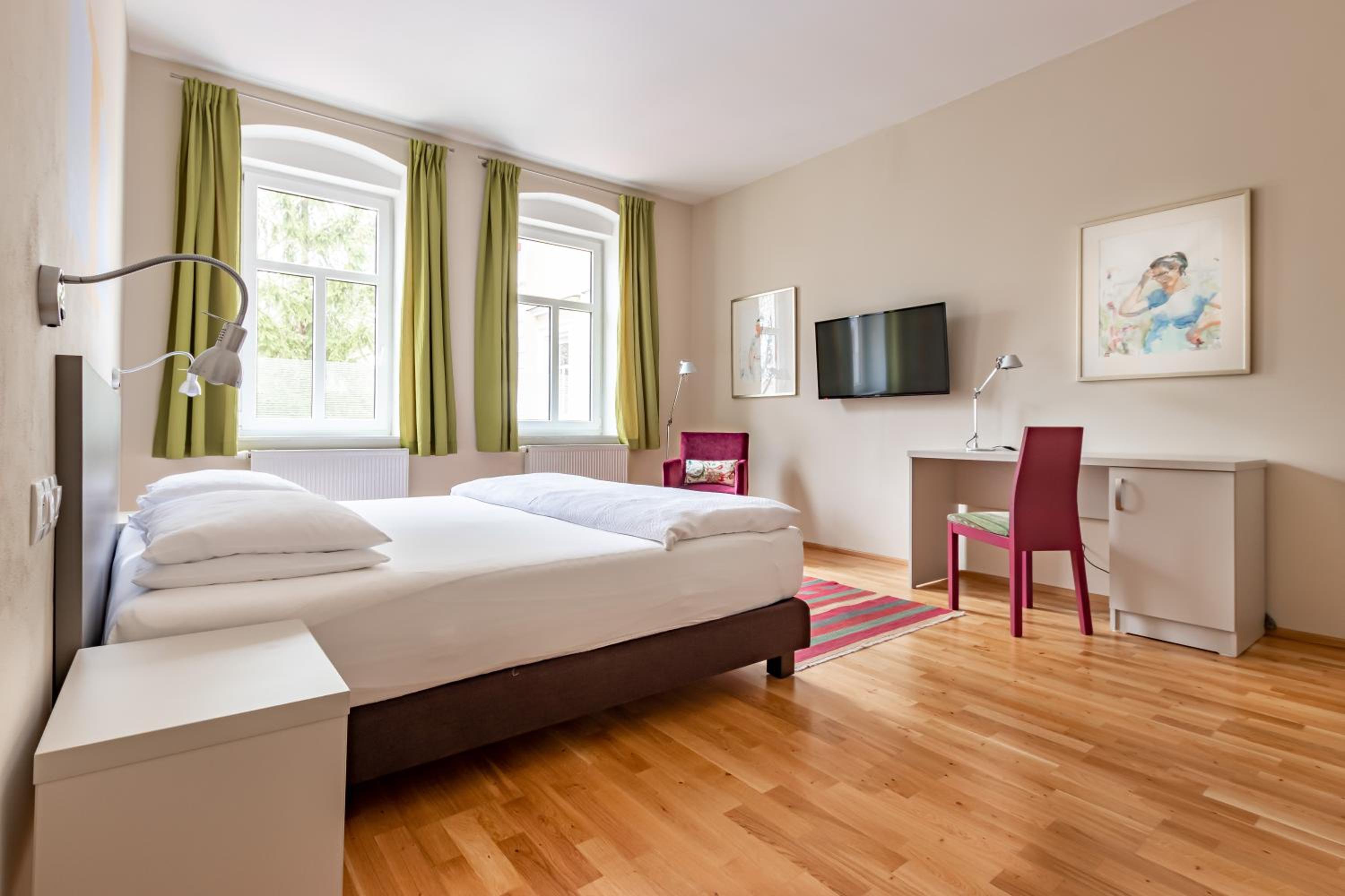 Deluxe Double Room - Photo 1
