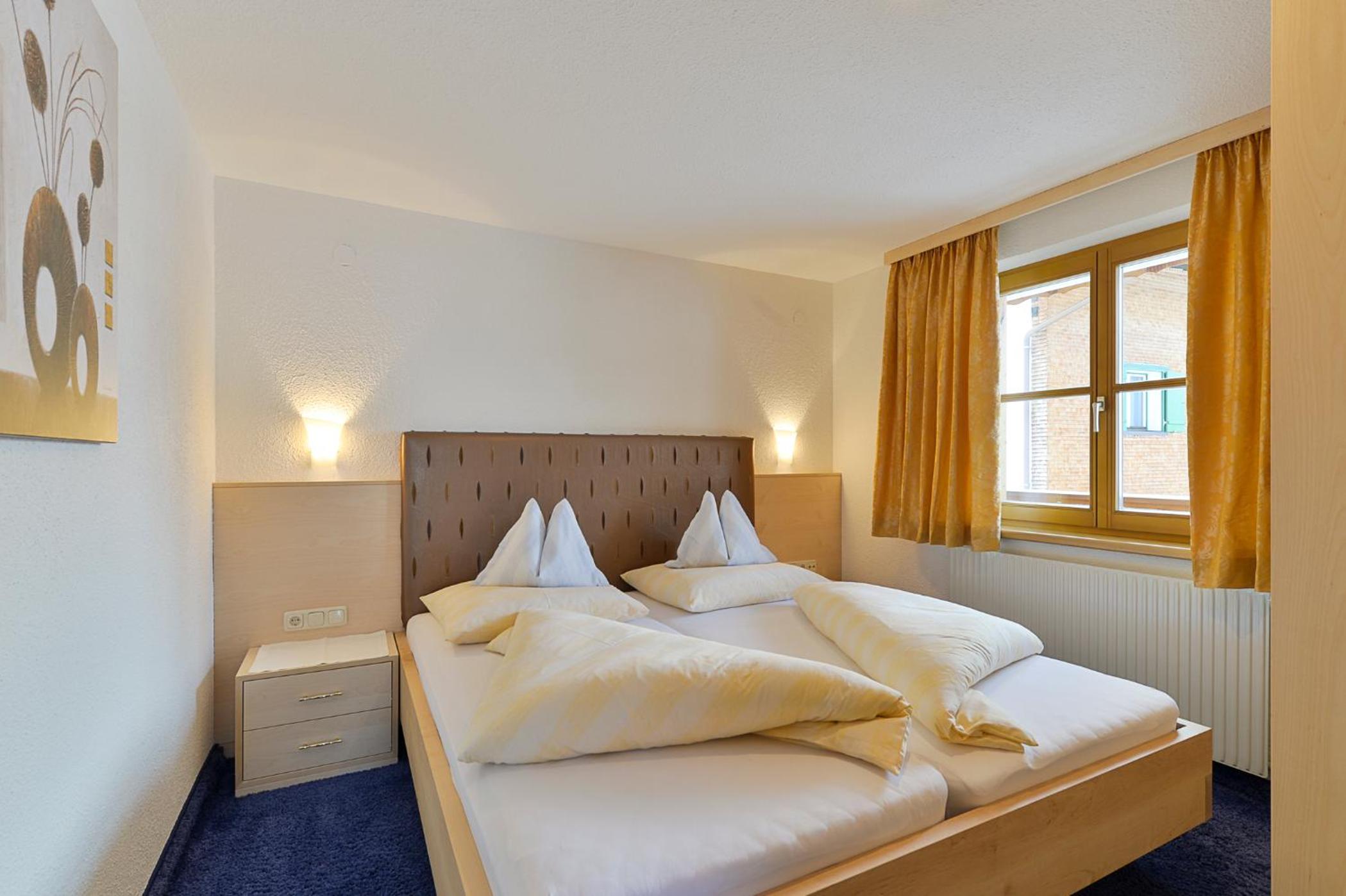 Two-Bedroom Apartment with Balcony photo 1