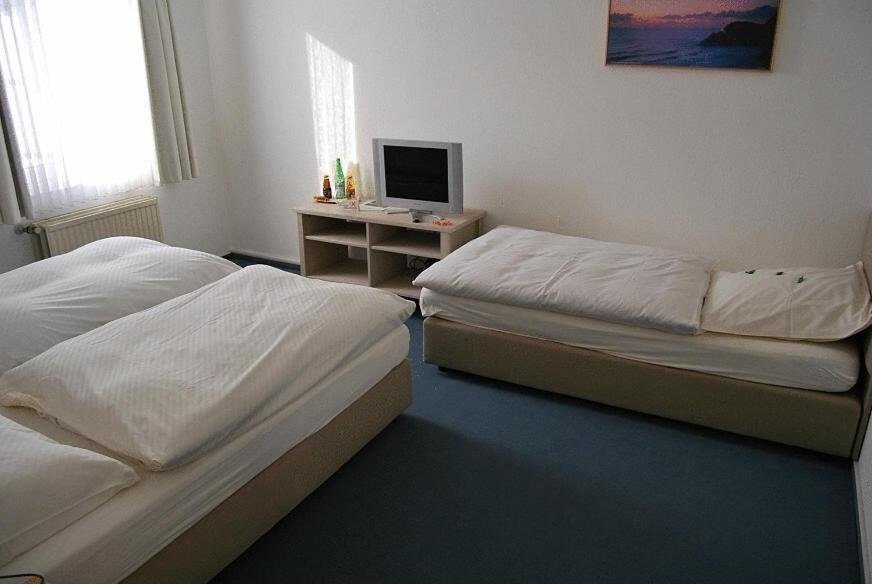 Triple Room - Photo 3