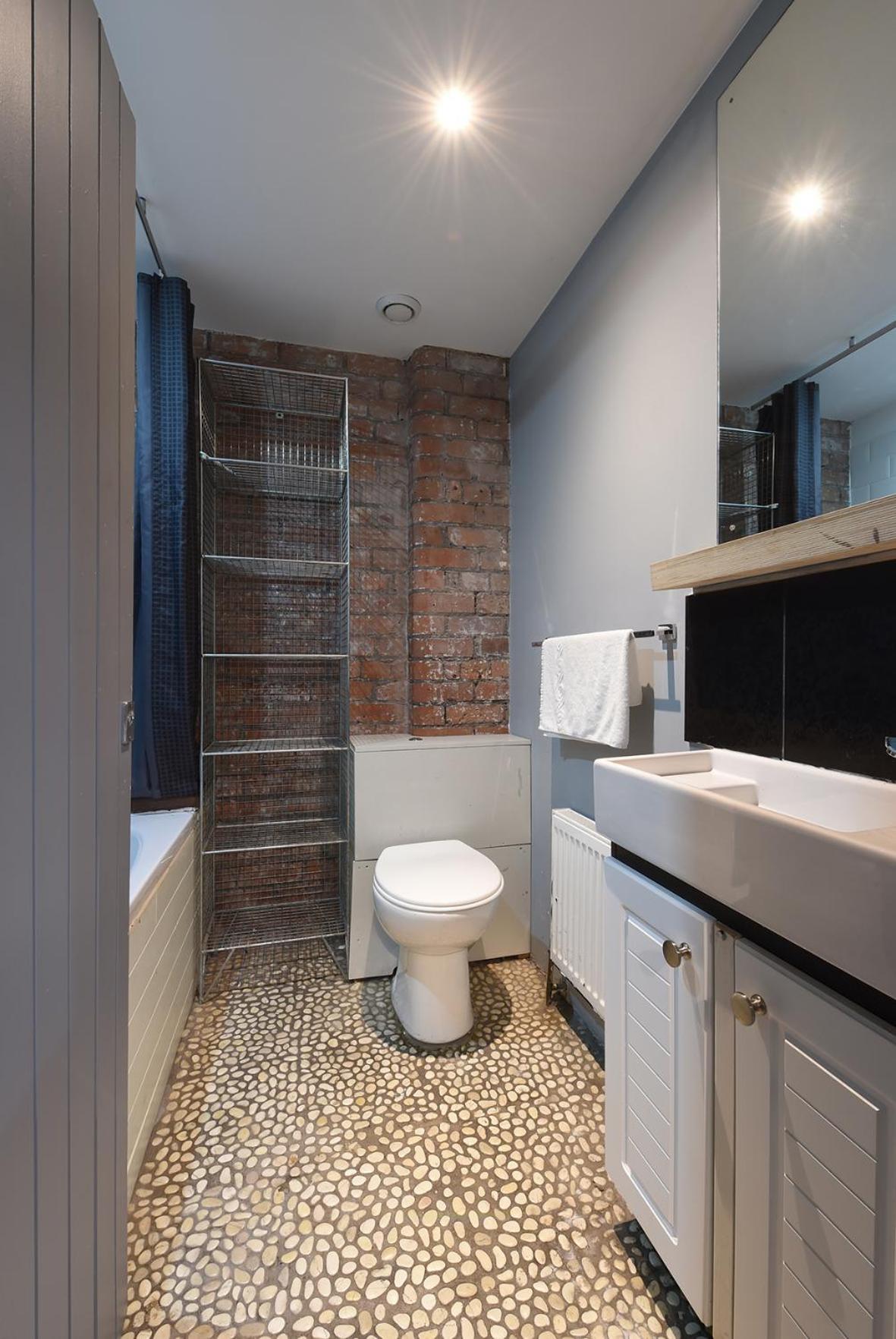Apartment - Ground Floor - Photo 2
