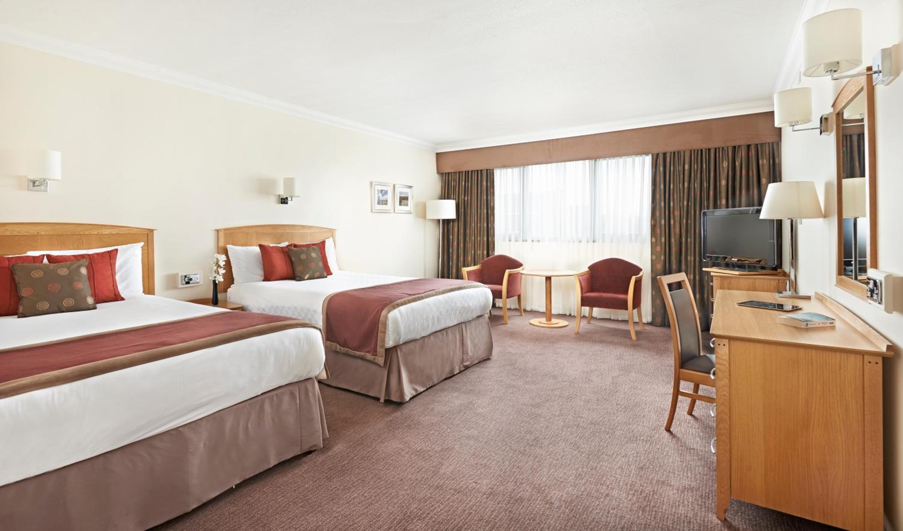 Standard Double Room with Two Double Beds - Photo 3