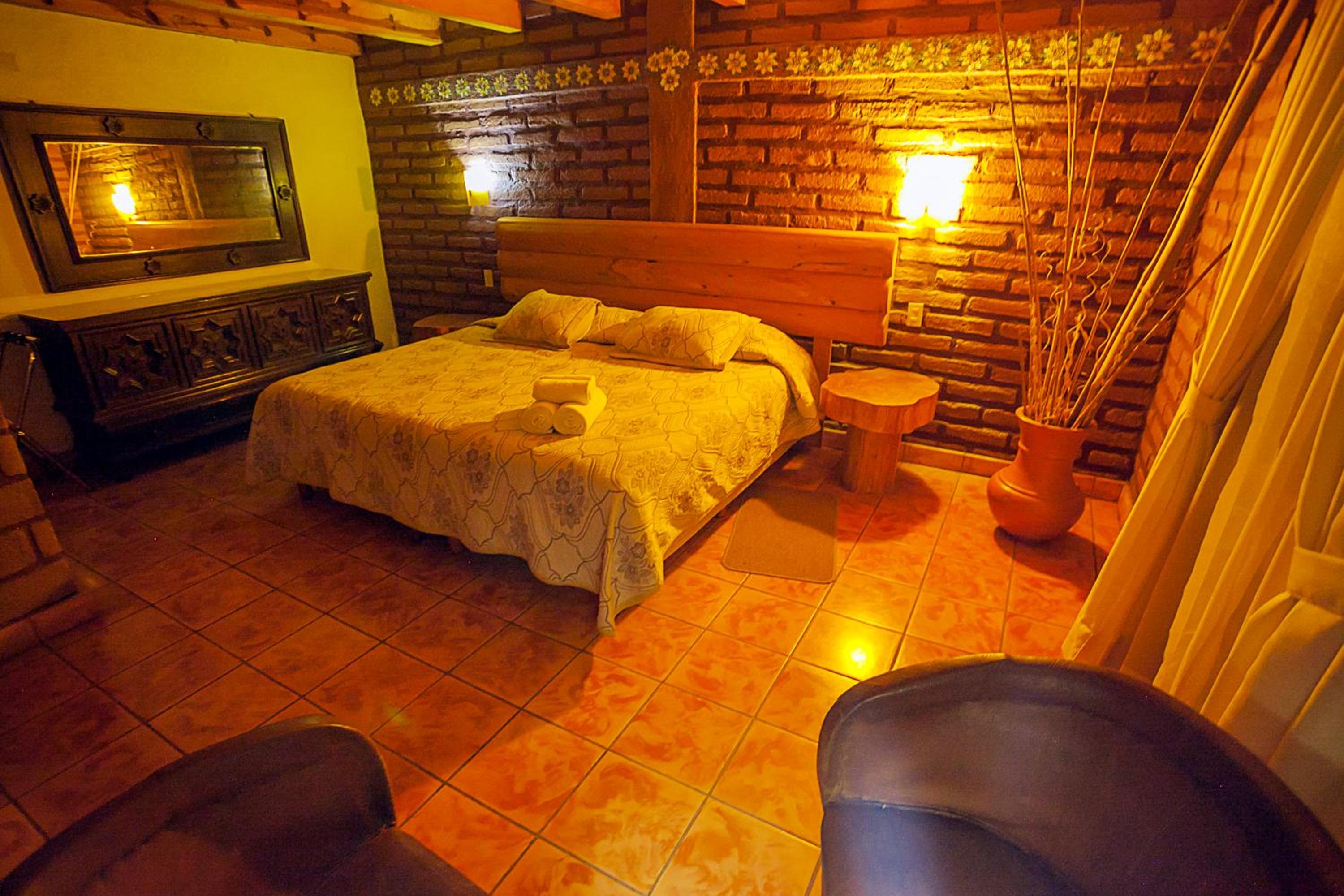 Two-Bedroom House - Photo 1