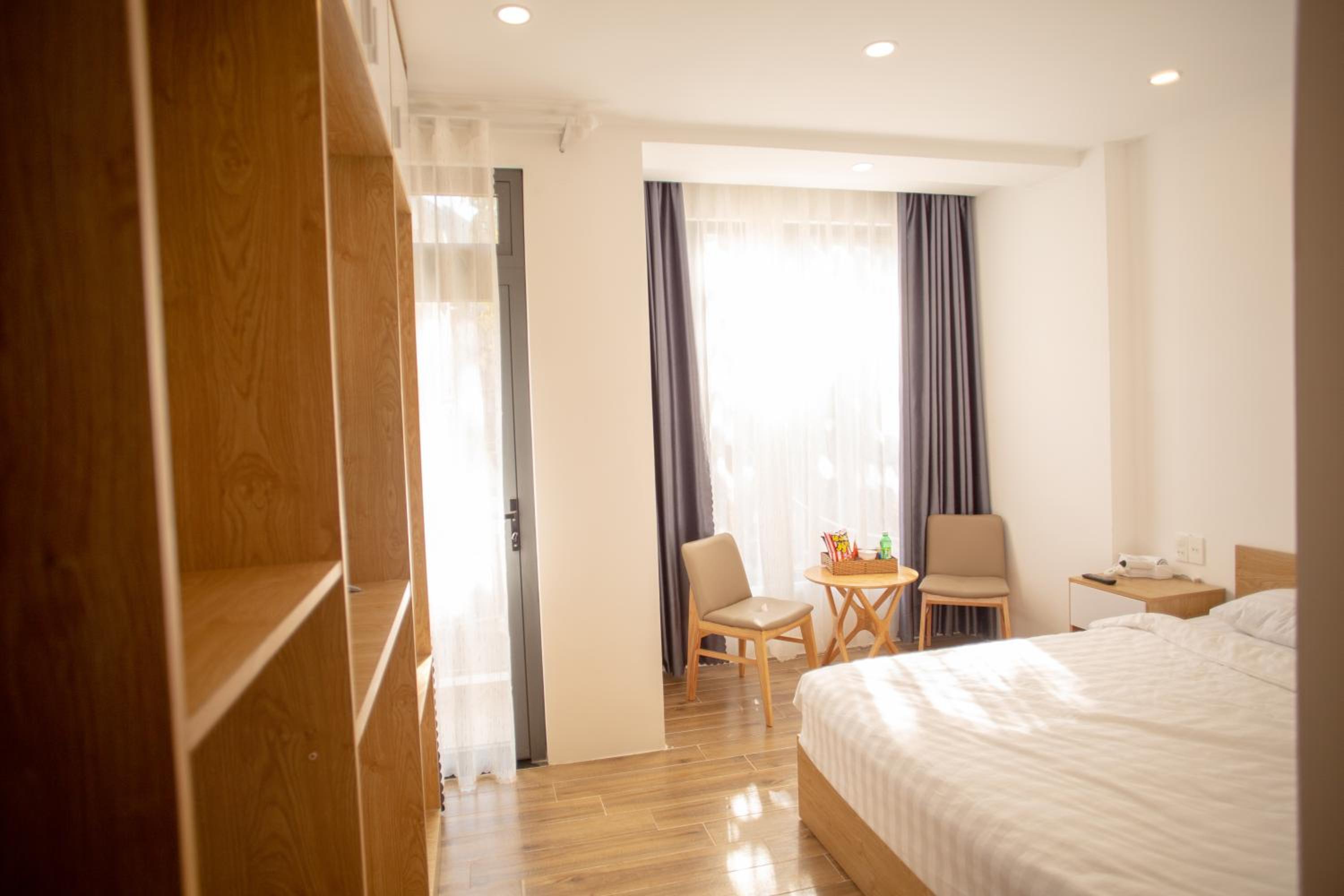 King Room with Balcony