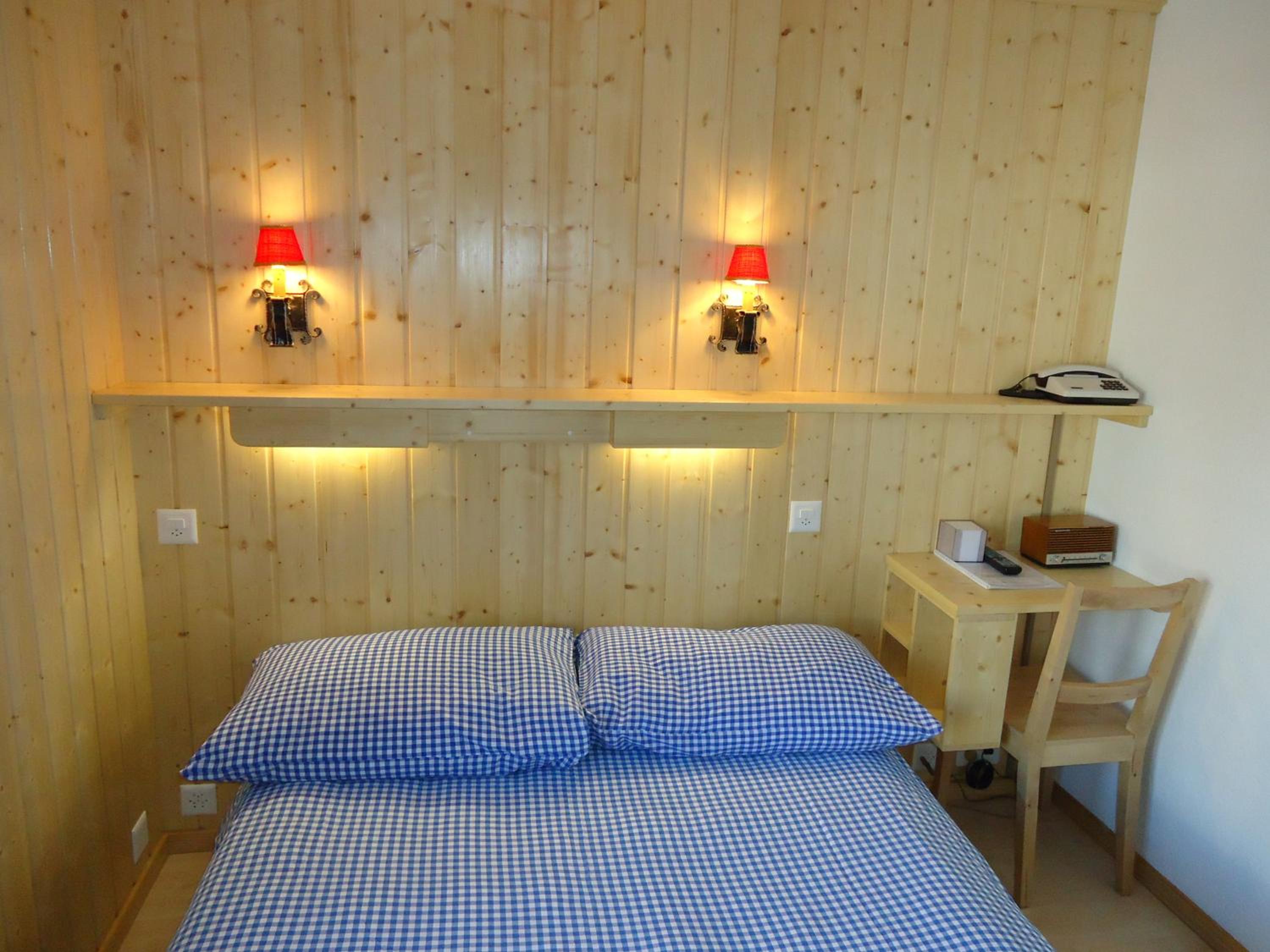 Small Double or Twin Room photo 3