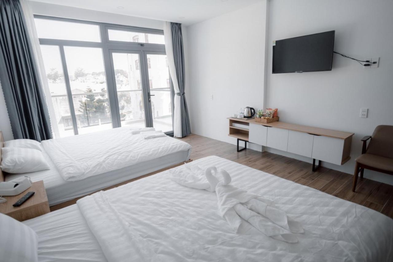 Quadruple Room with Balcony