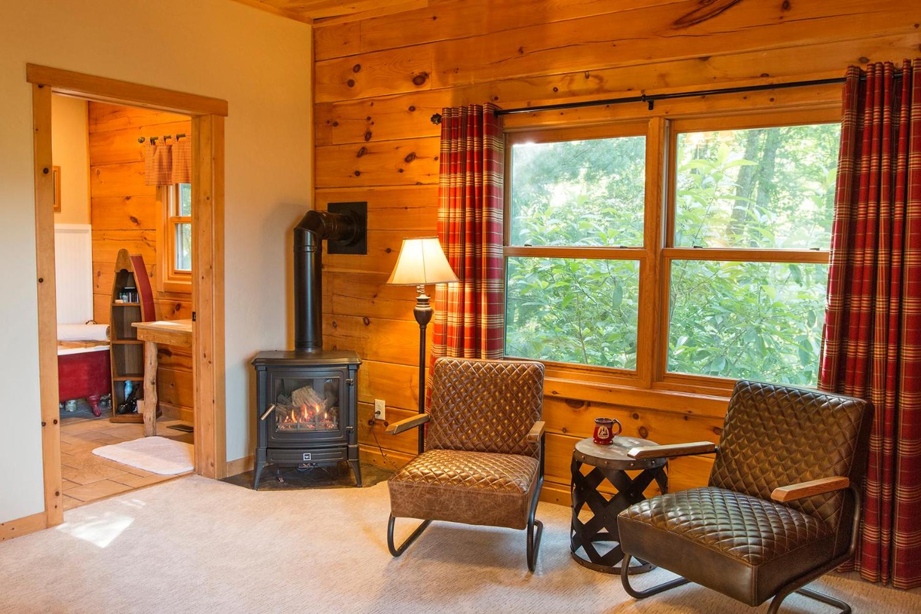 King Room with Mountain View photo 3