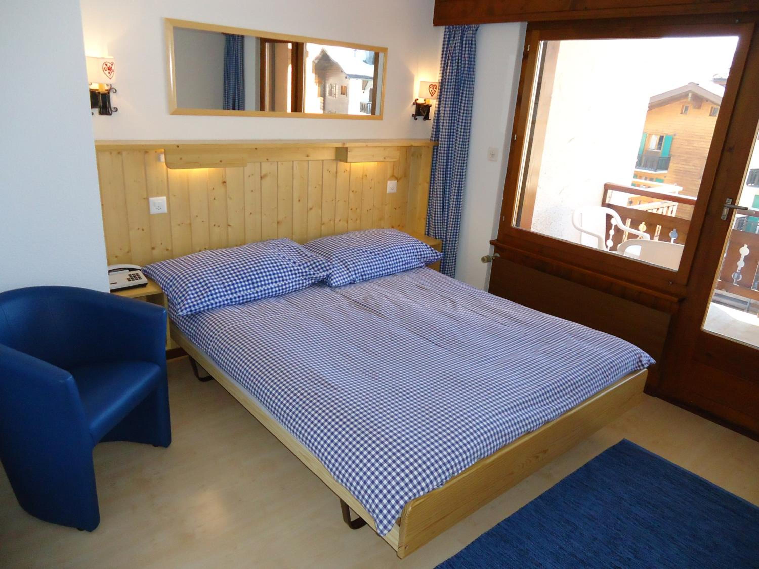 Double or Twin Room with Balcony photo 2