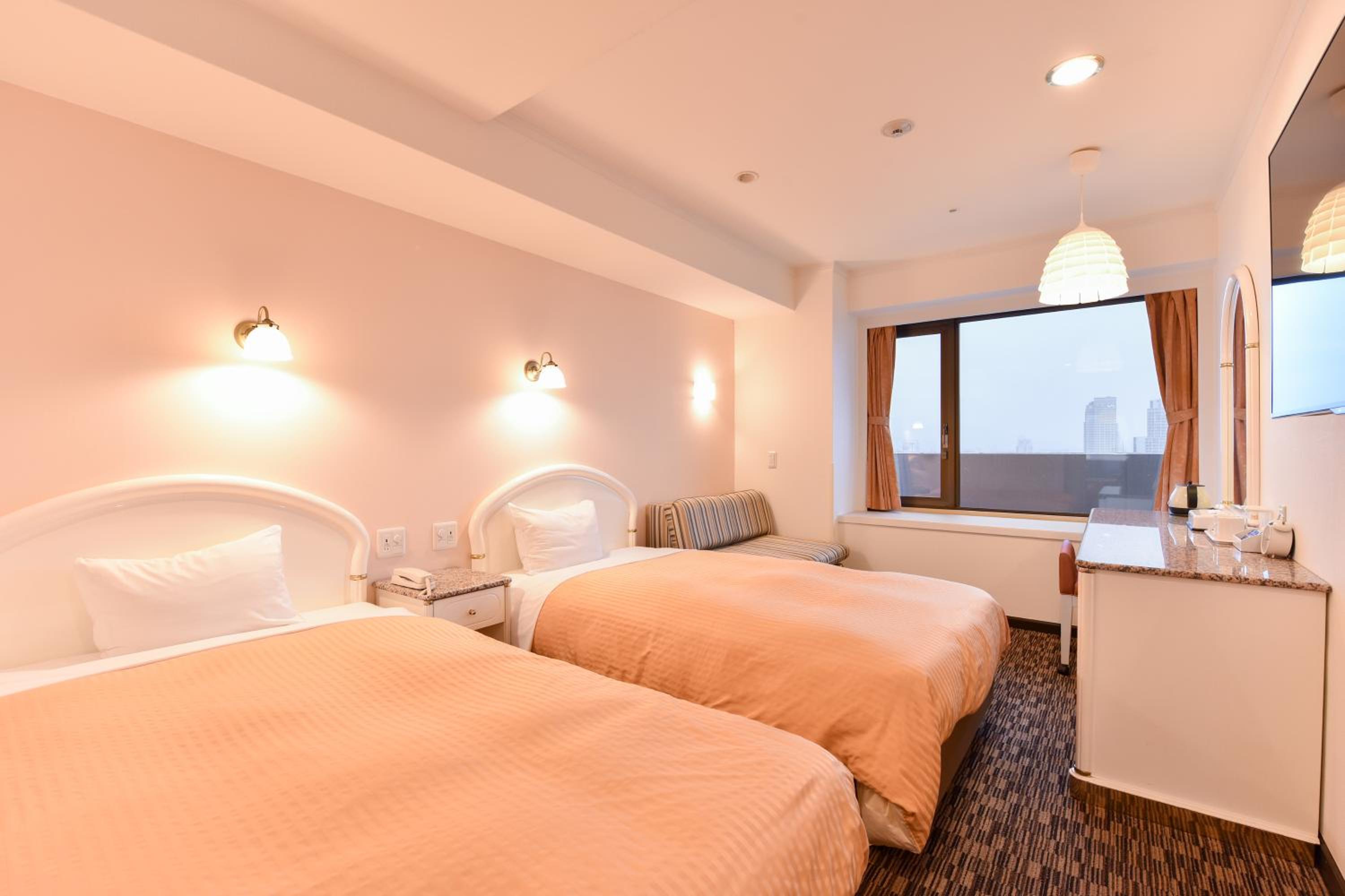 Twin Room - Non-Smoking - Photo 13