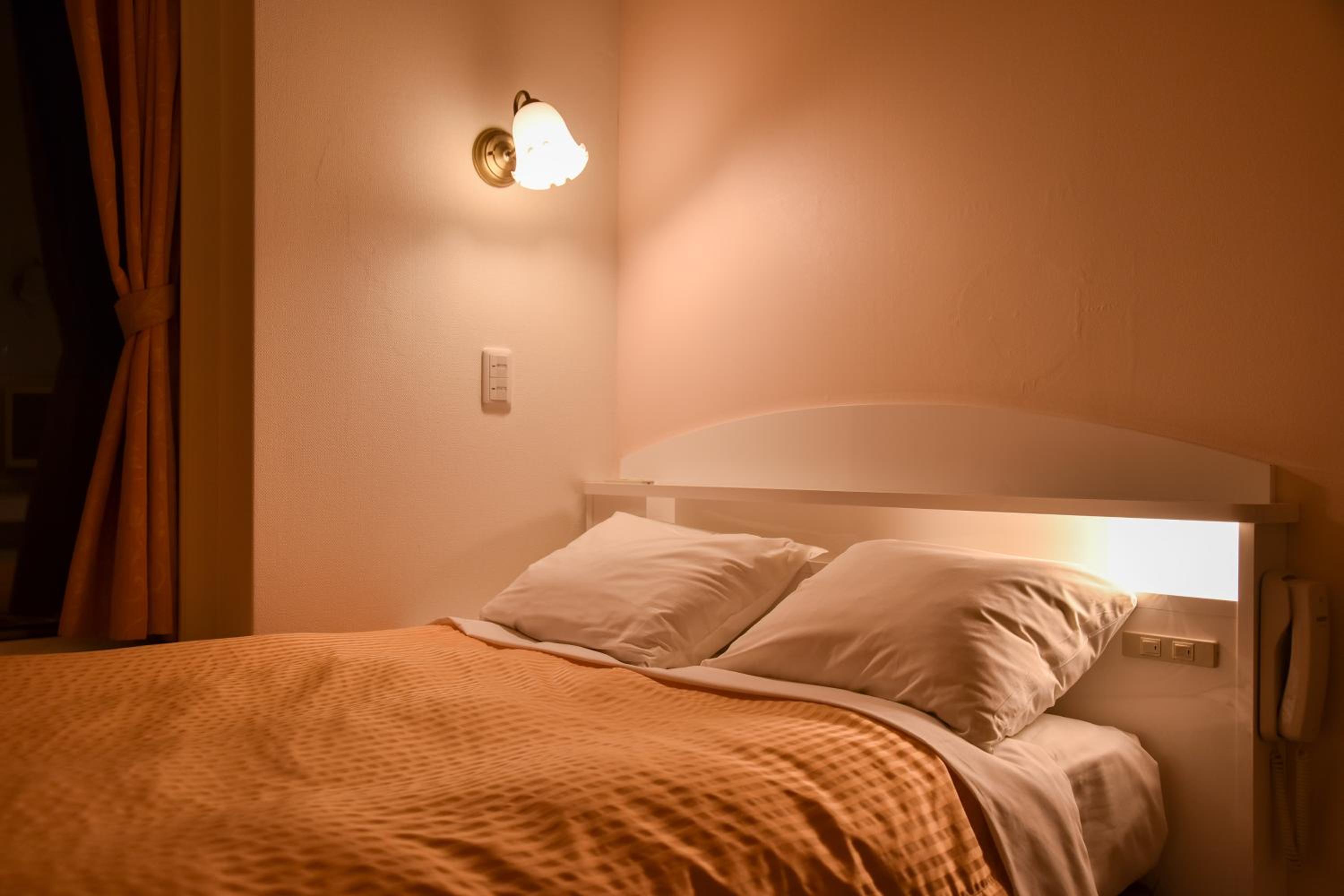 Semi Double Room - Non-Smoking  - Photo 5