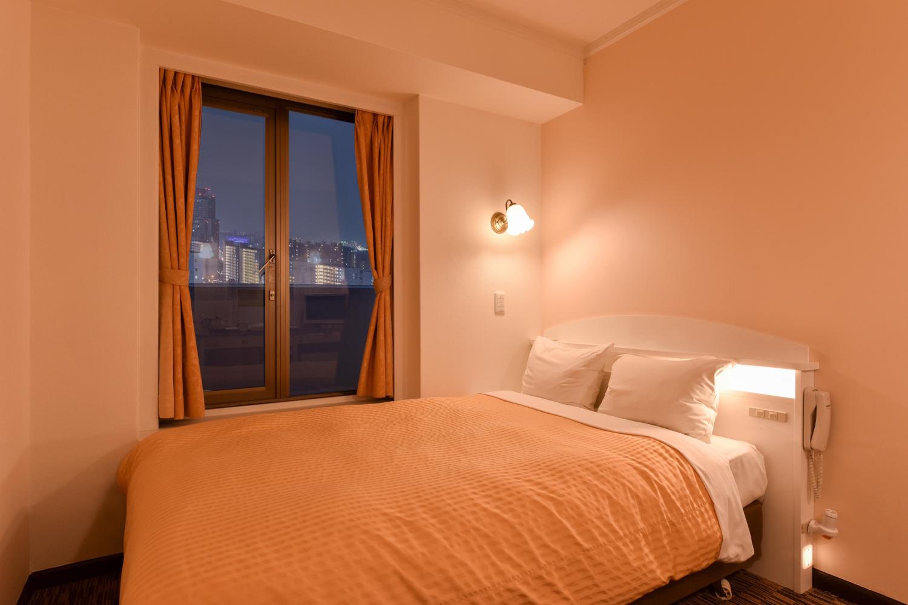 Semi Double Room - Non-Smoking  - Photo 4