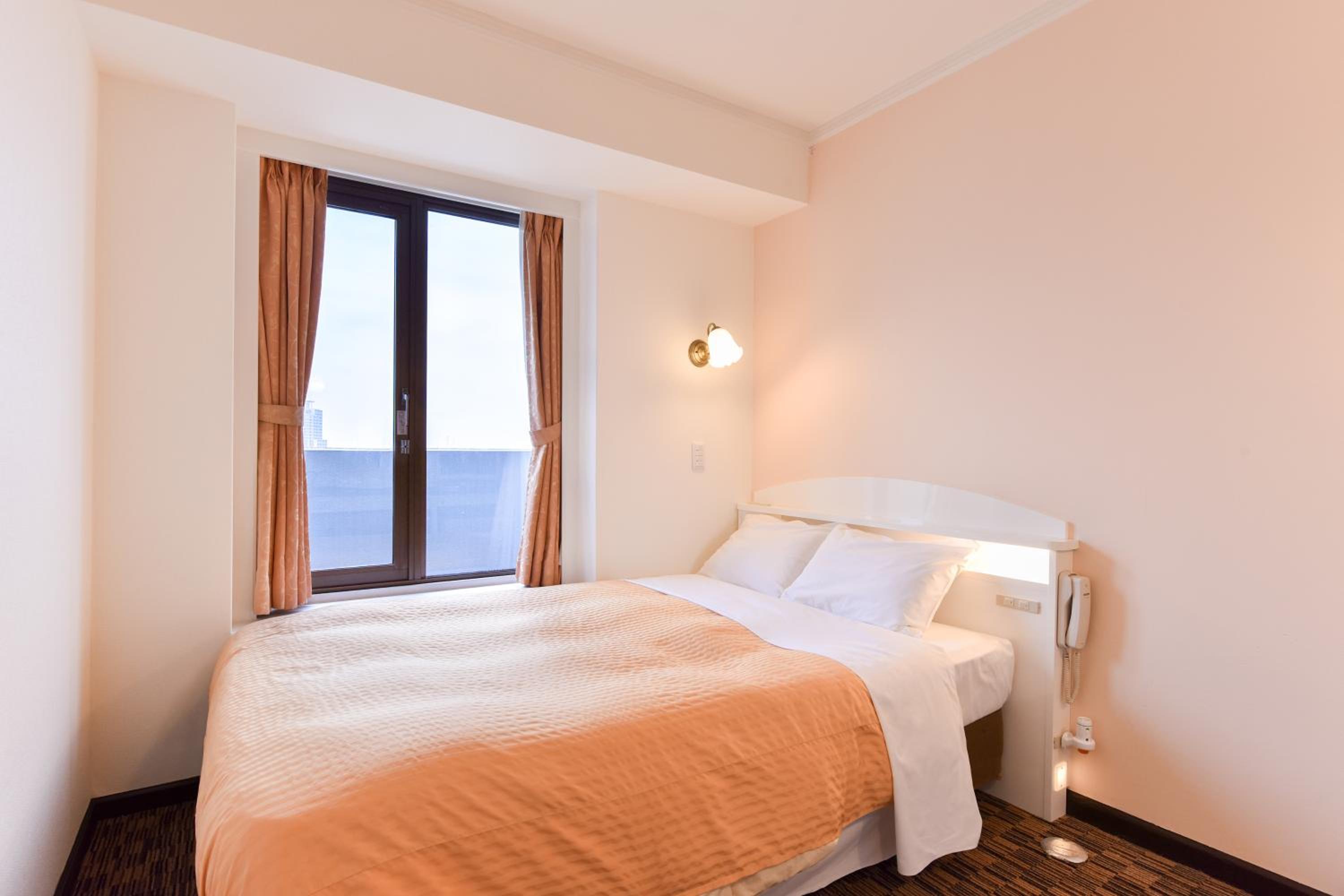 Semi Double Room - Non-Smoking  - Photo 2