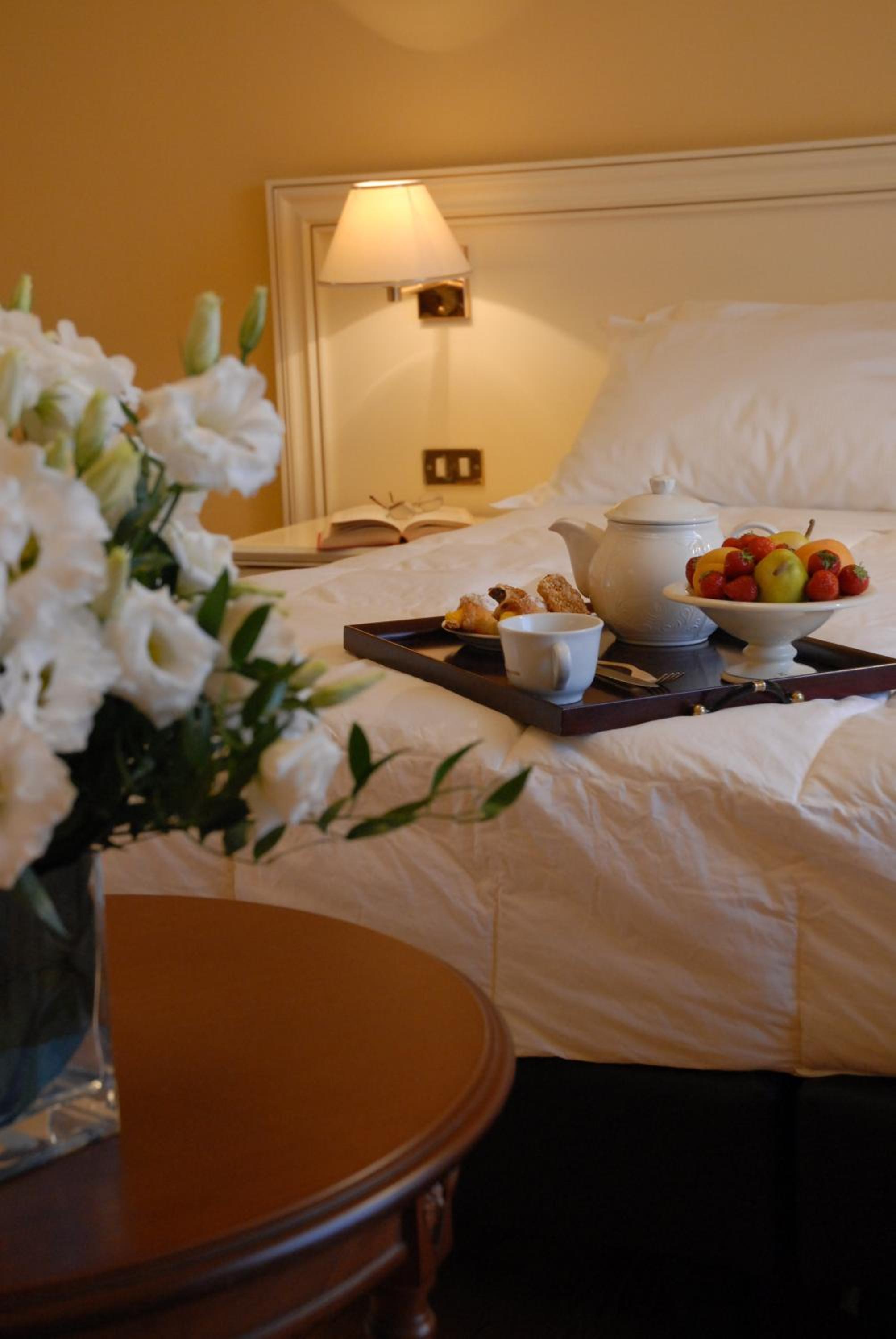 Standard Double or Twin Room with Spa Access photo 3