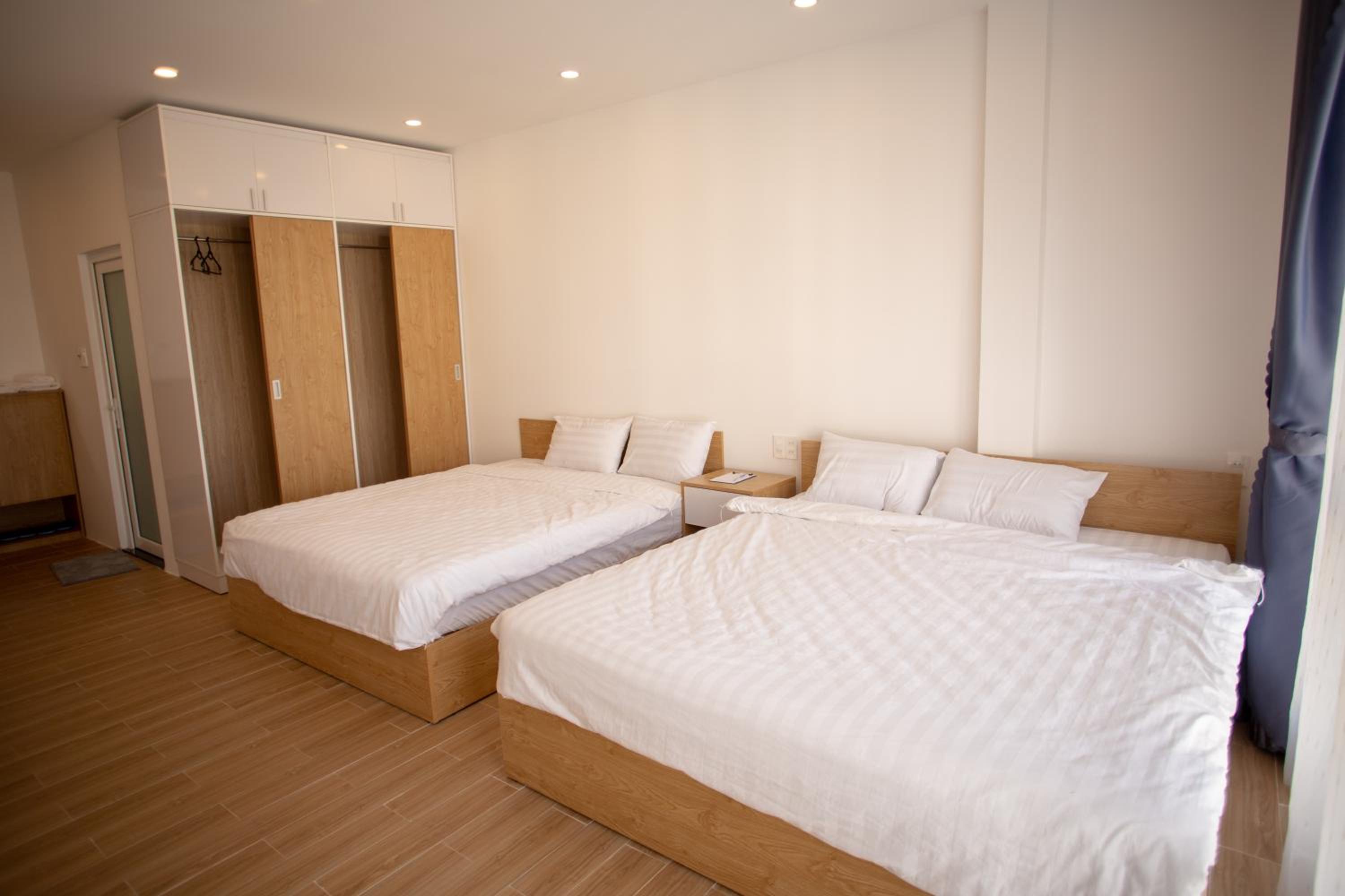 Quadruple Room with Balcony photo 2