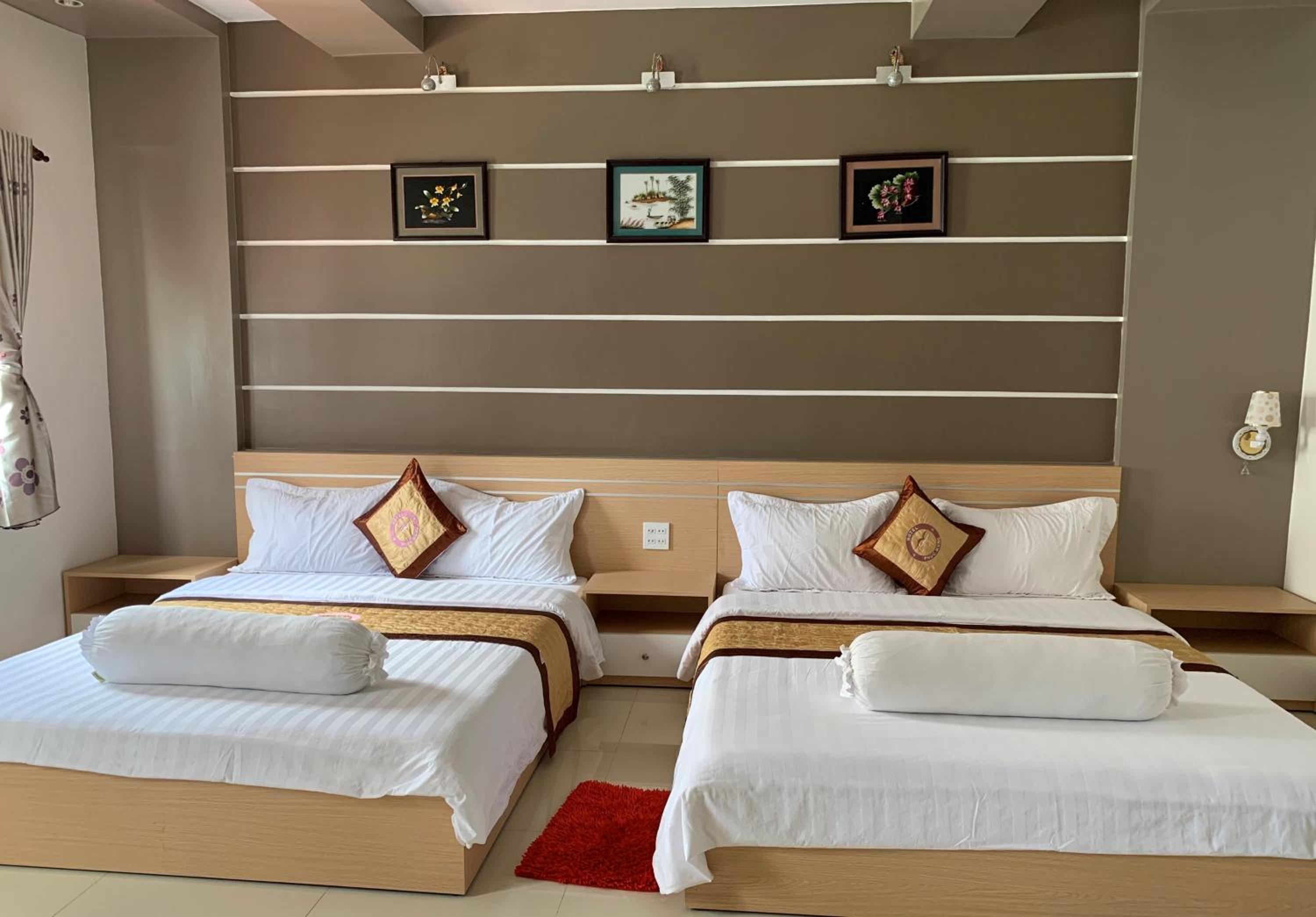 Quadruple Room - Photo 13