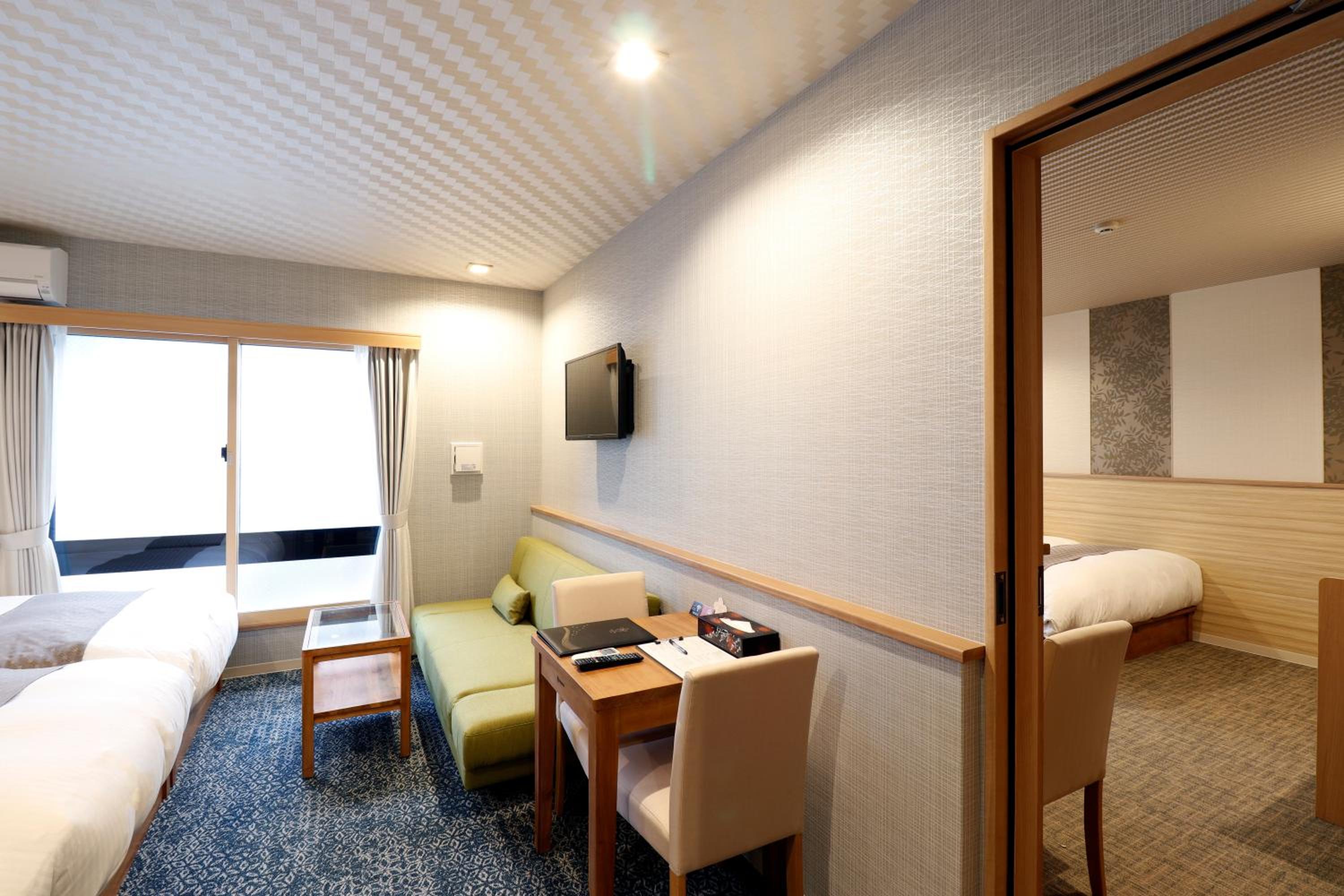 Family Suite photo 2