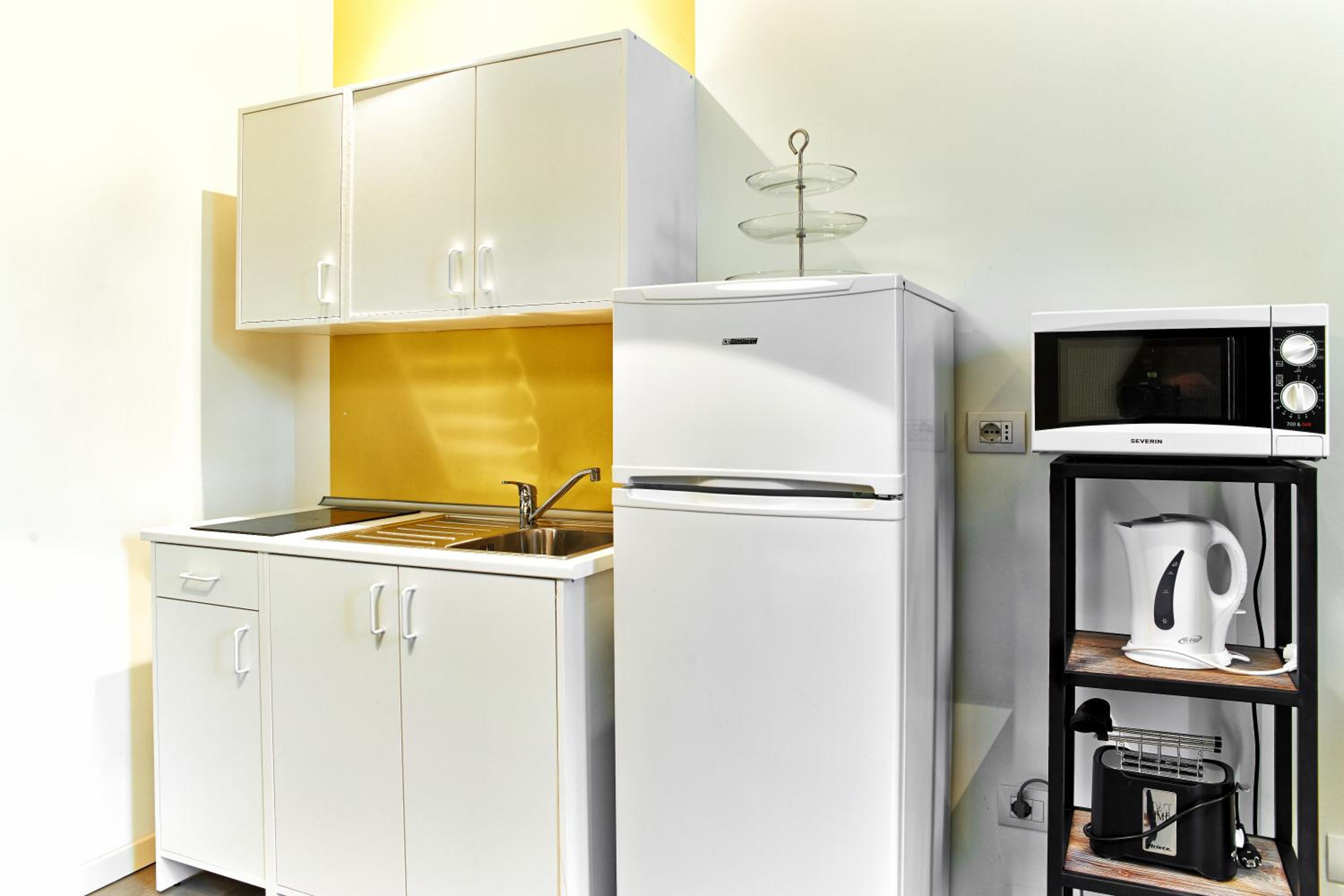 One-Bedroom Apartment - Photo 27