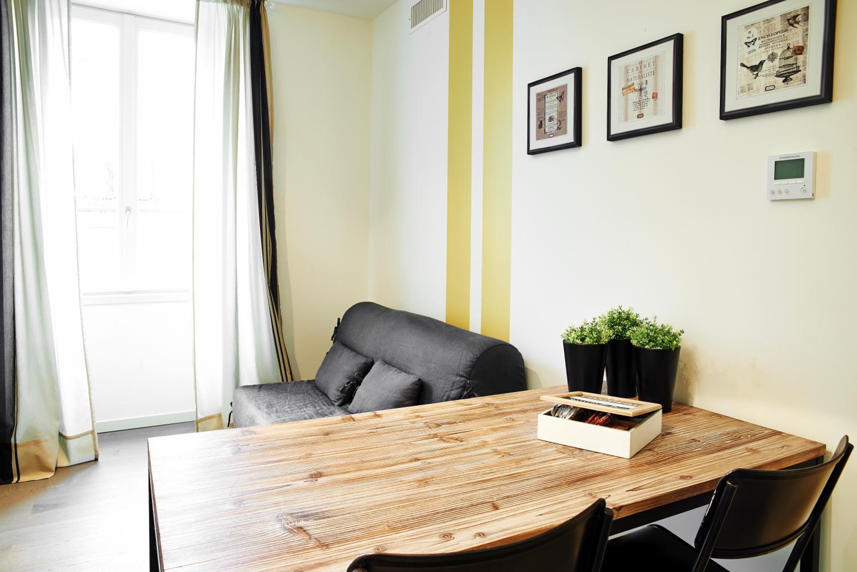 One-Bedroom Apartment - Photo 29