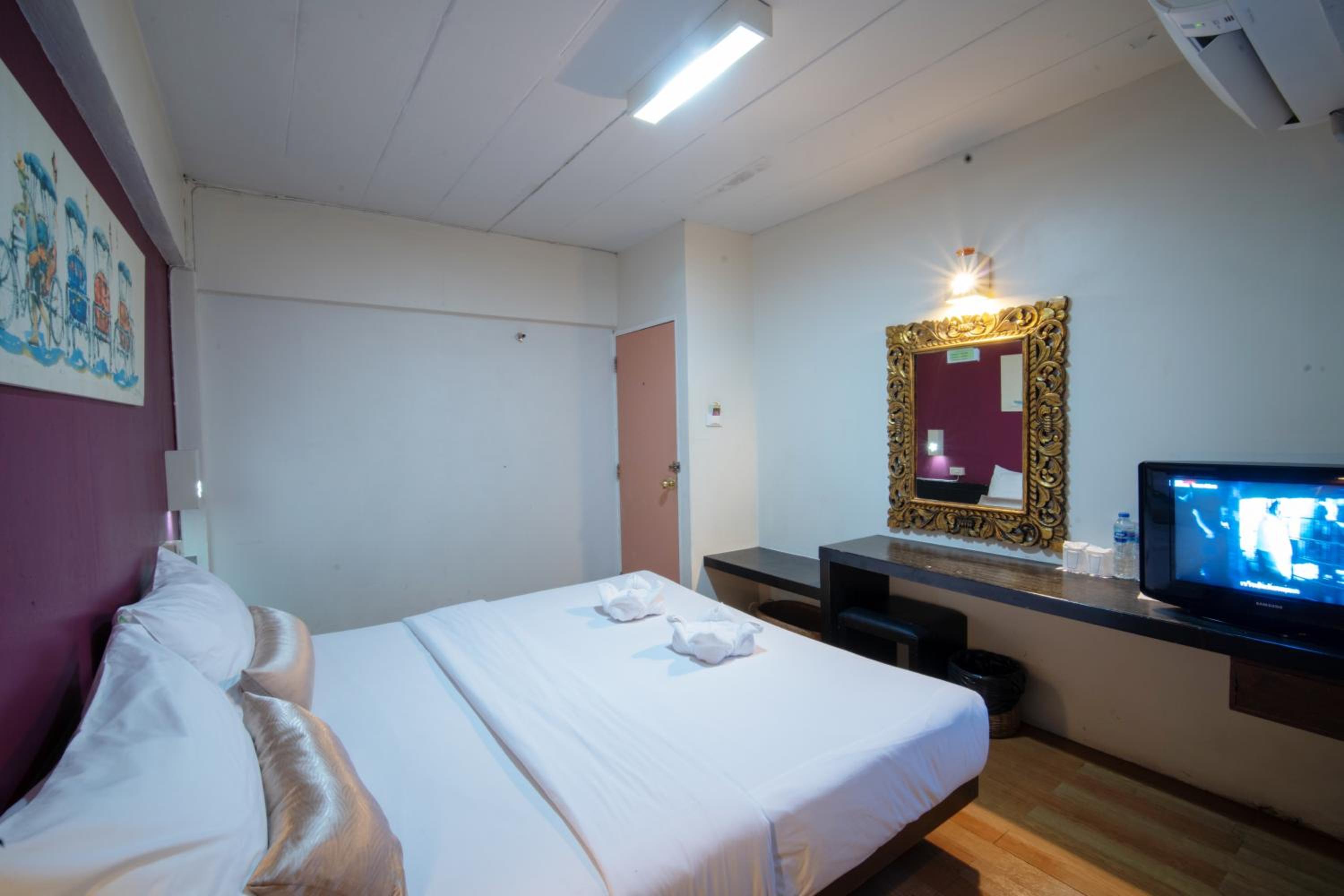 Single Room photo 2