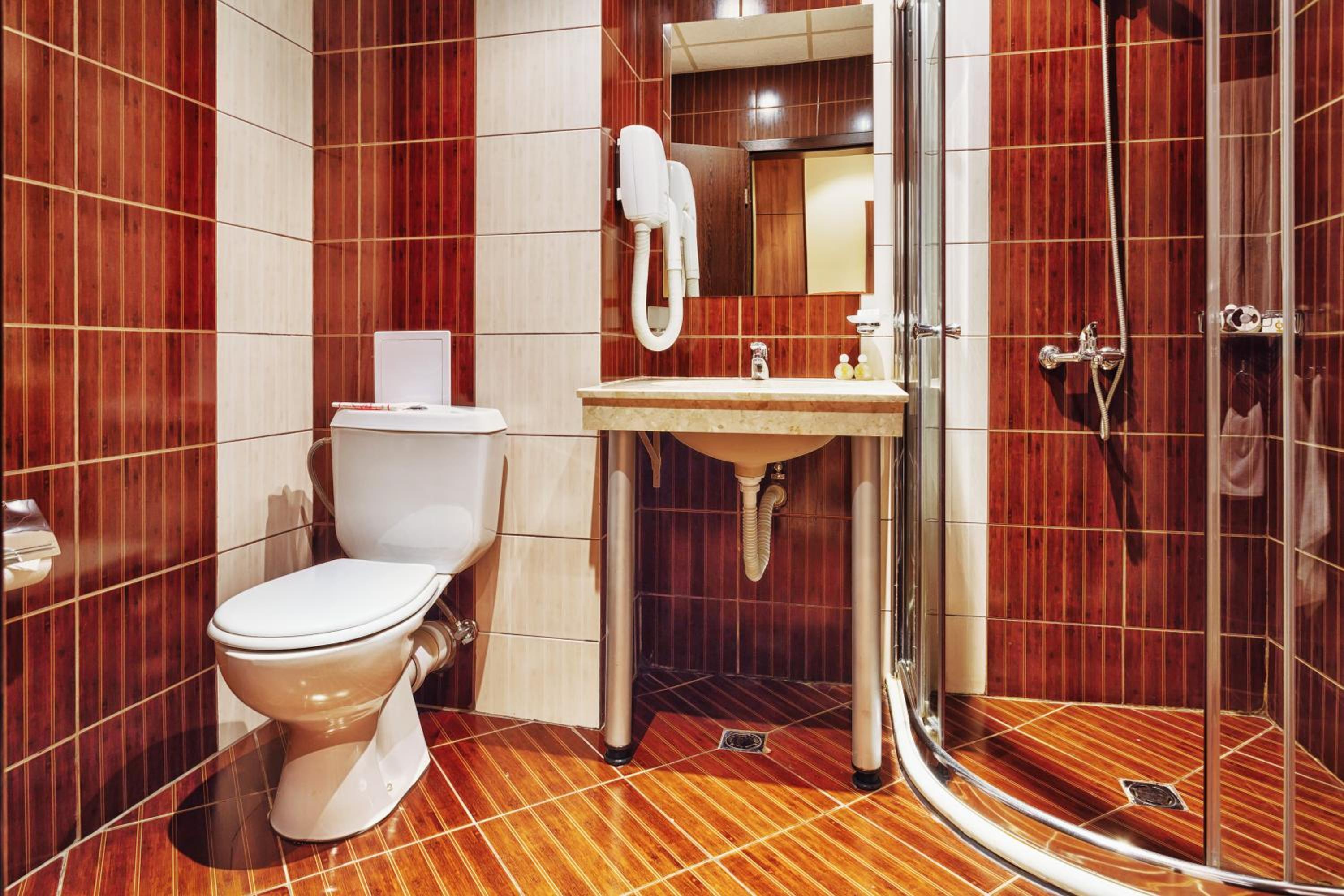 Double or Twin Room (2 Adults) photo 3
