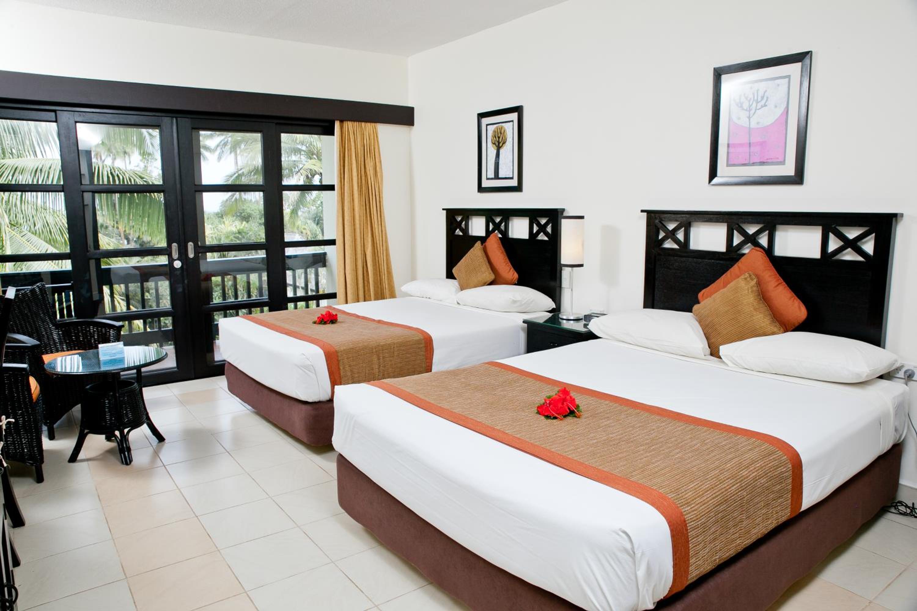 Standard Twin Room with Ocean View