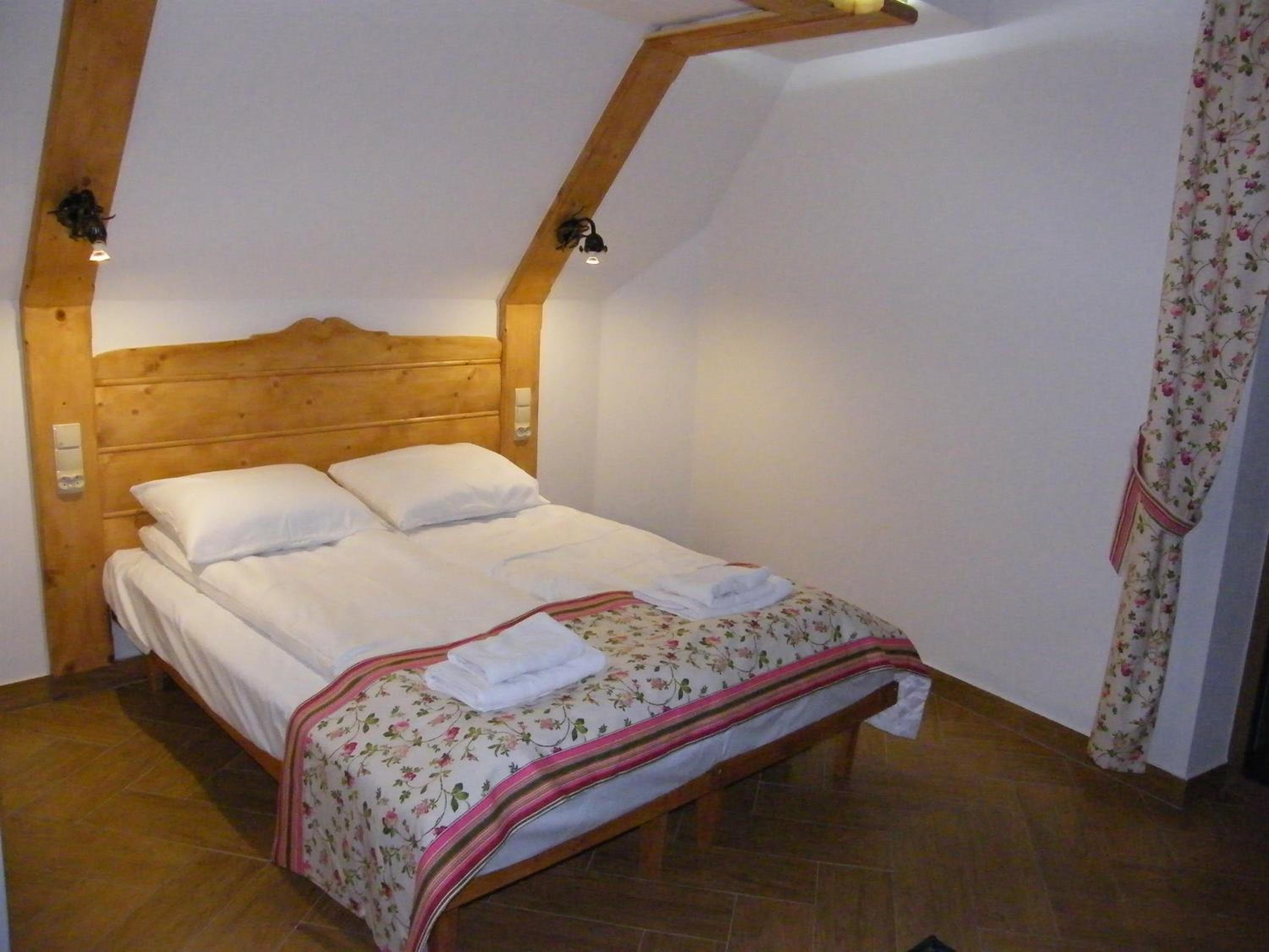 Quadruple Room with Mountain View photo 1