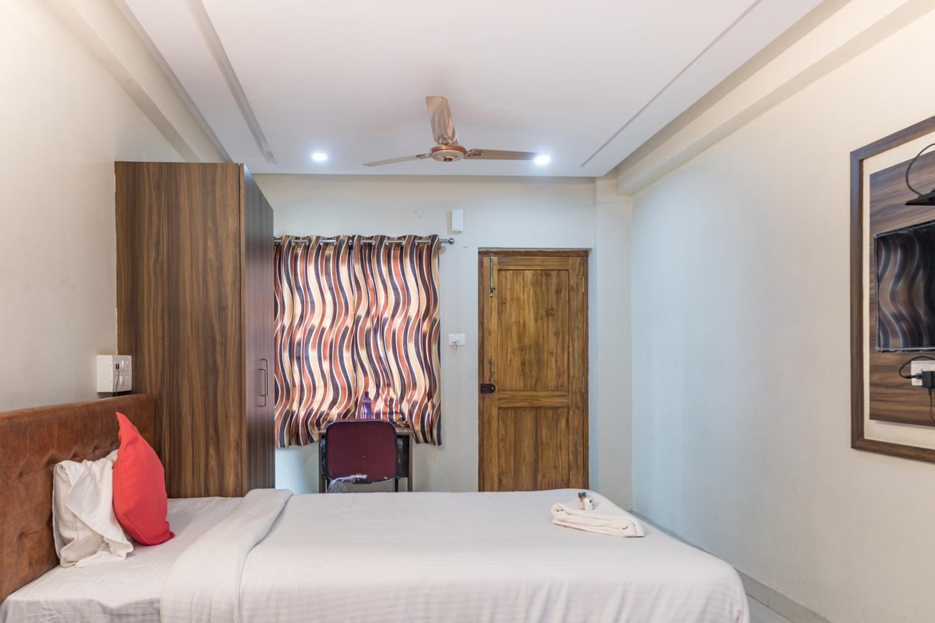 Deluxe Double Room photo 3