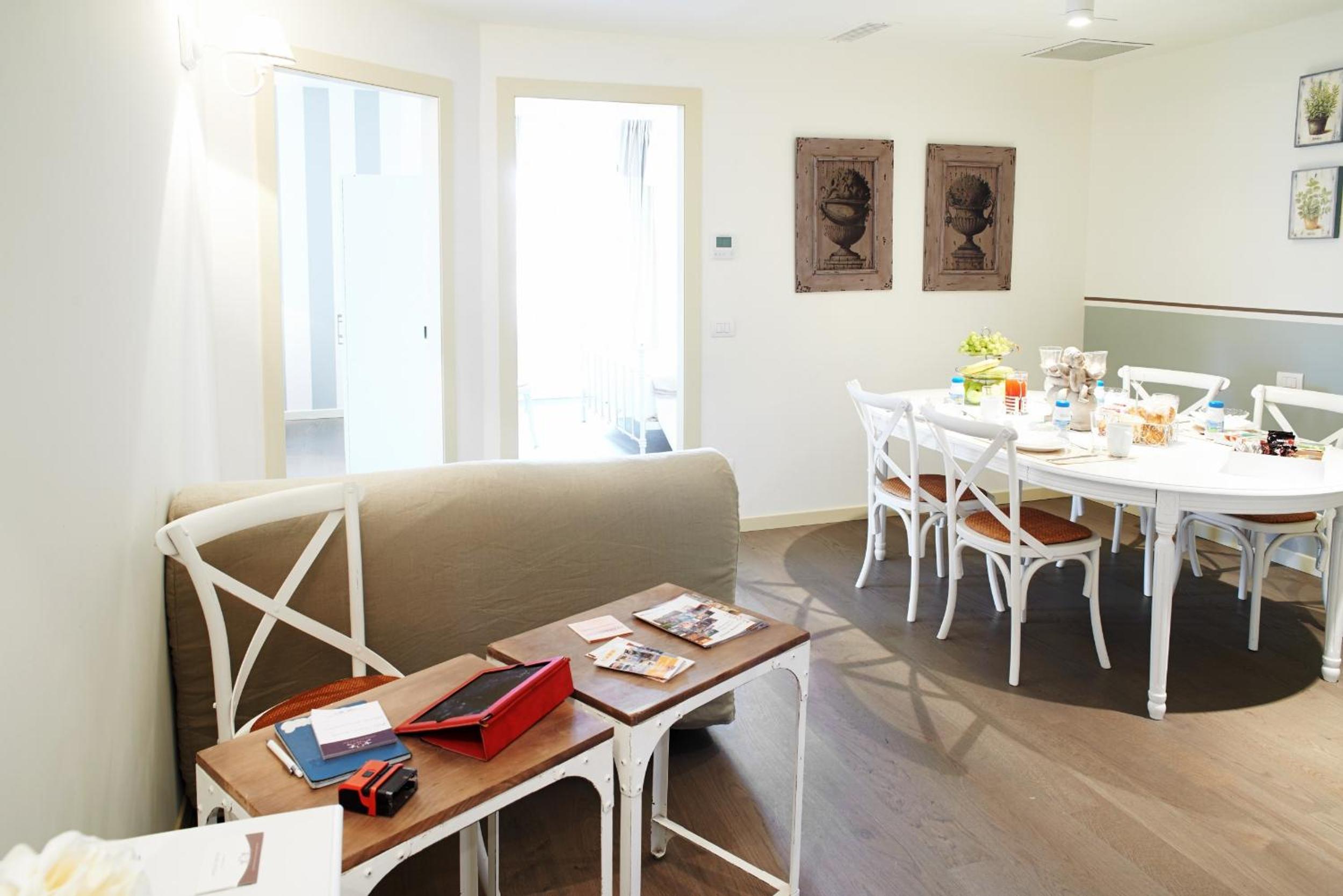 Two-Bedroom Apartment - Photo 20