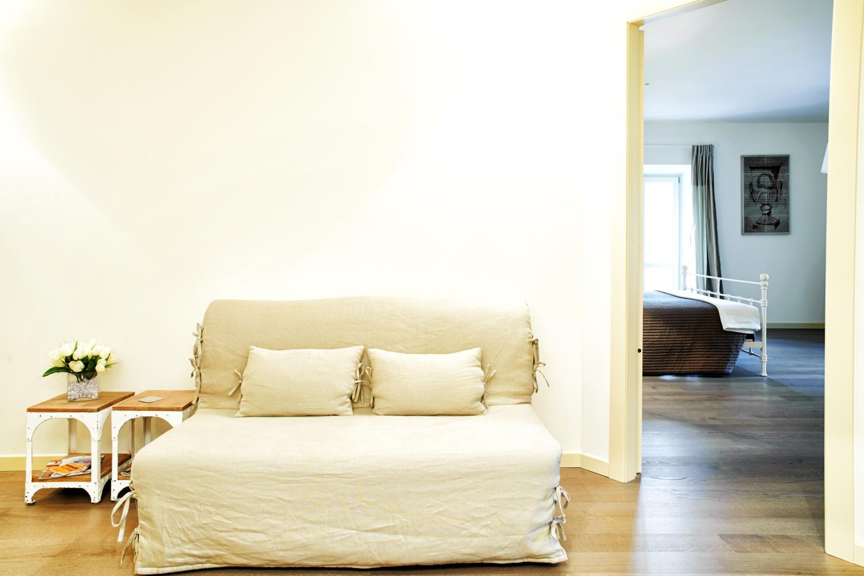 Two-Bedroom Apartment - Photo 7