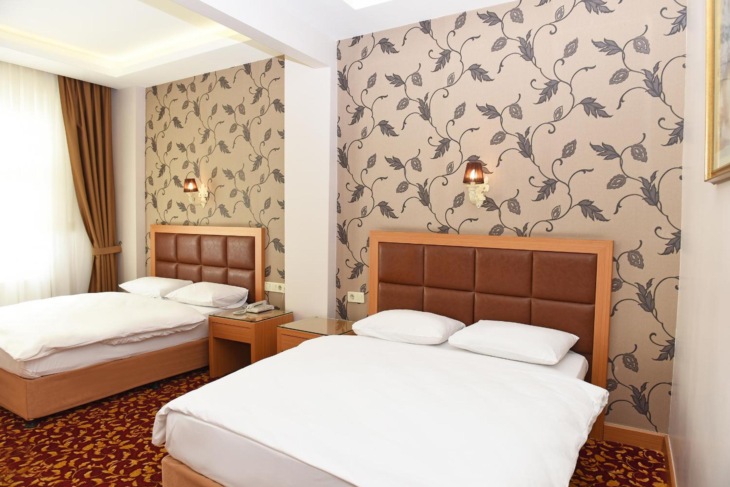 Deluxe Quadruple Room photo 3