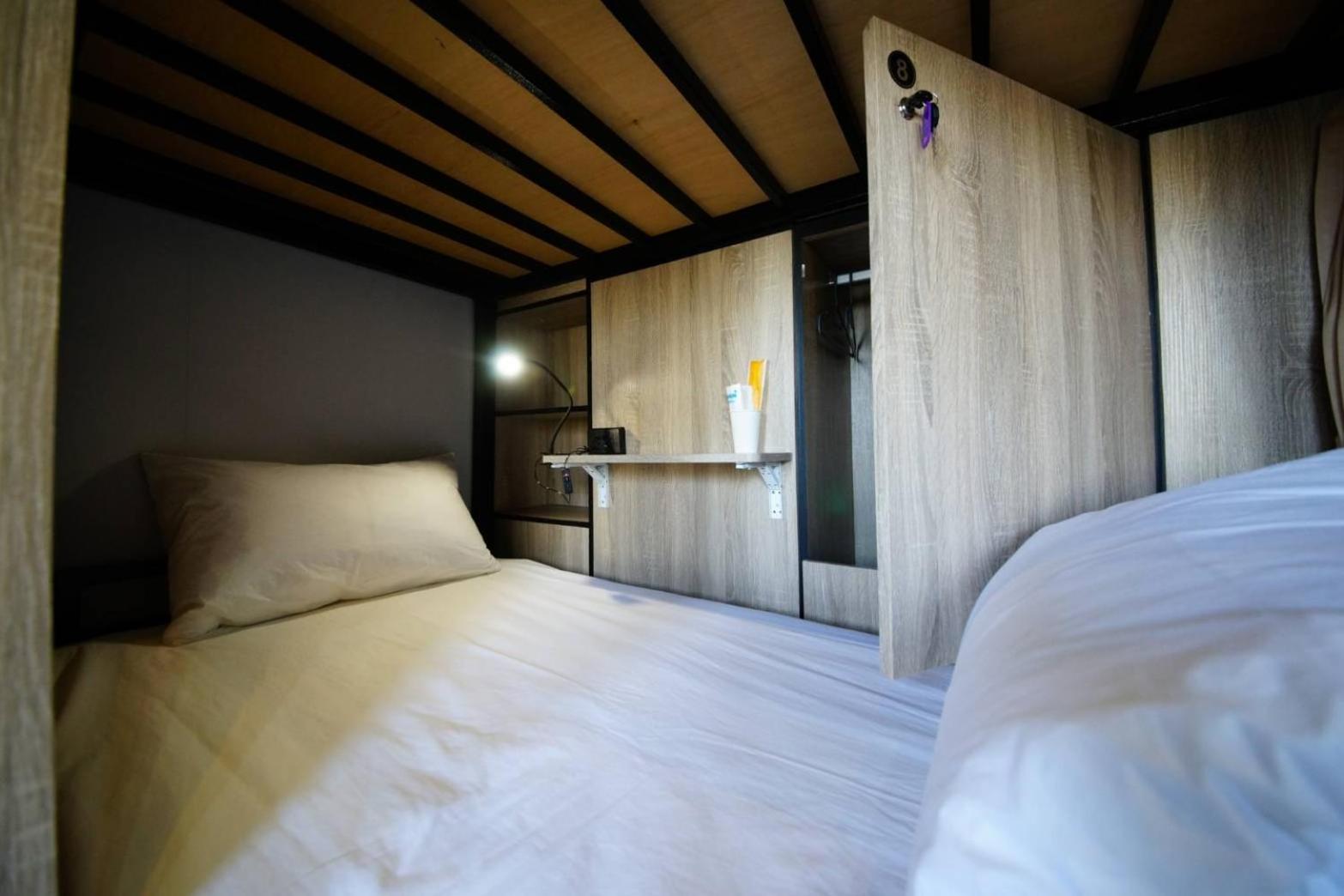 Single Bed in 10-Bed Dormitory Room photo 1