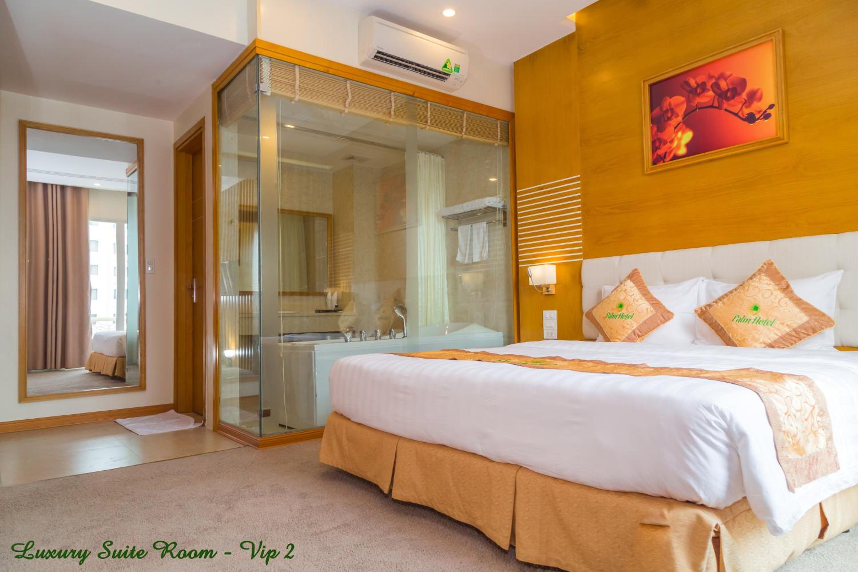 Junior Suite with Balcony photo 2