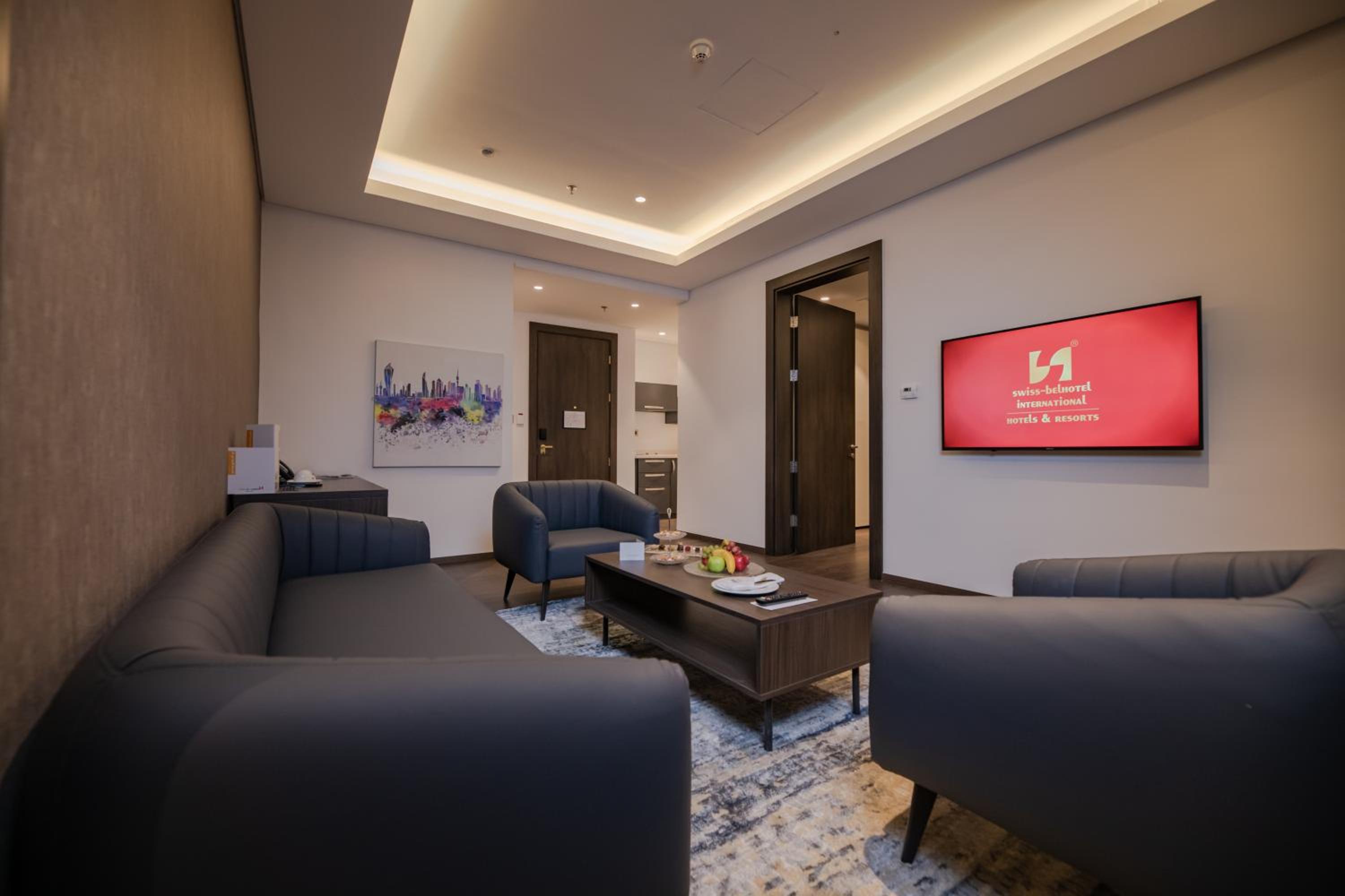 Two Bedroom Swiss-Super Suite  - Photo 8