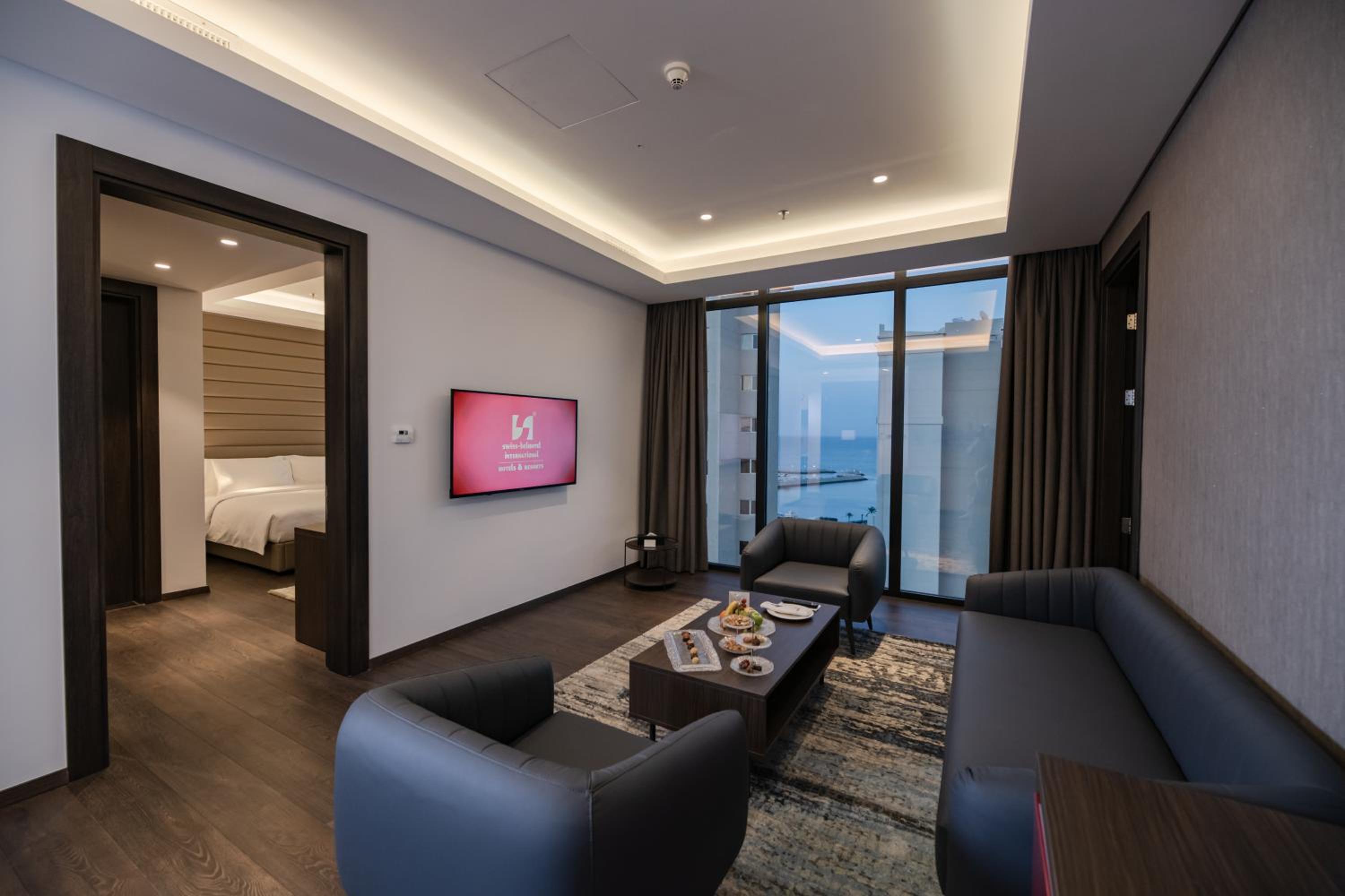 Two Bedroom Swiss-Super Suite  - Photo 6