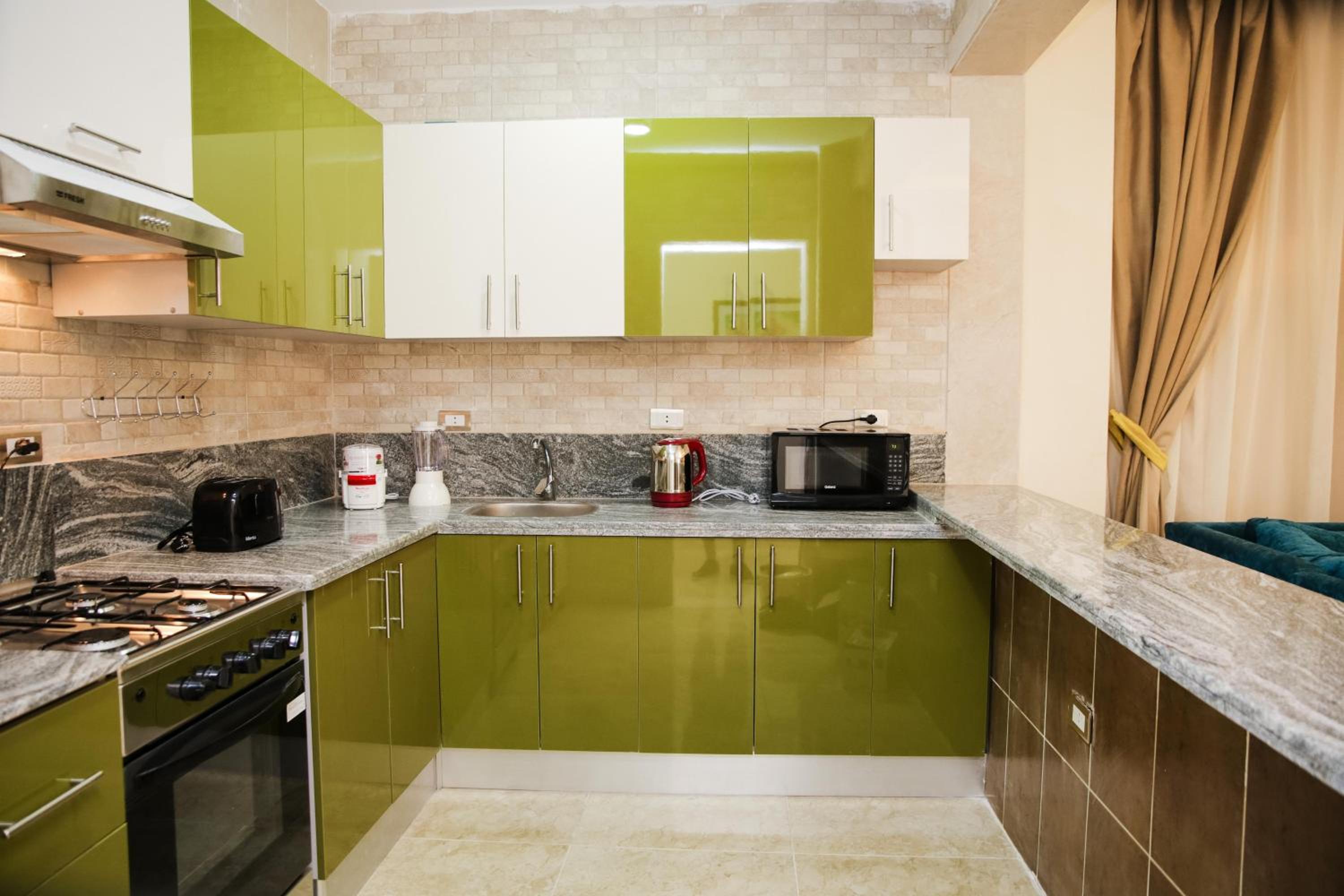 Studio Apartment - Photo 10