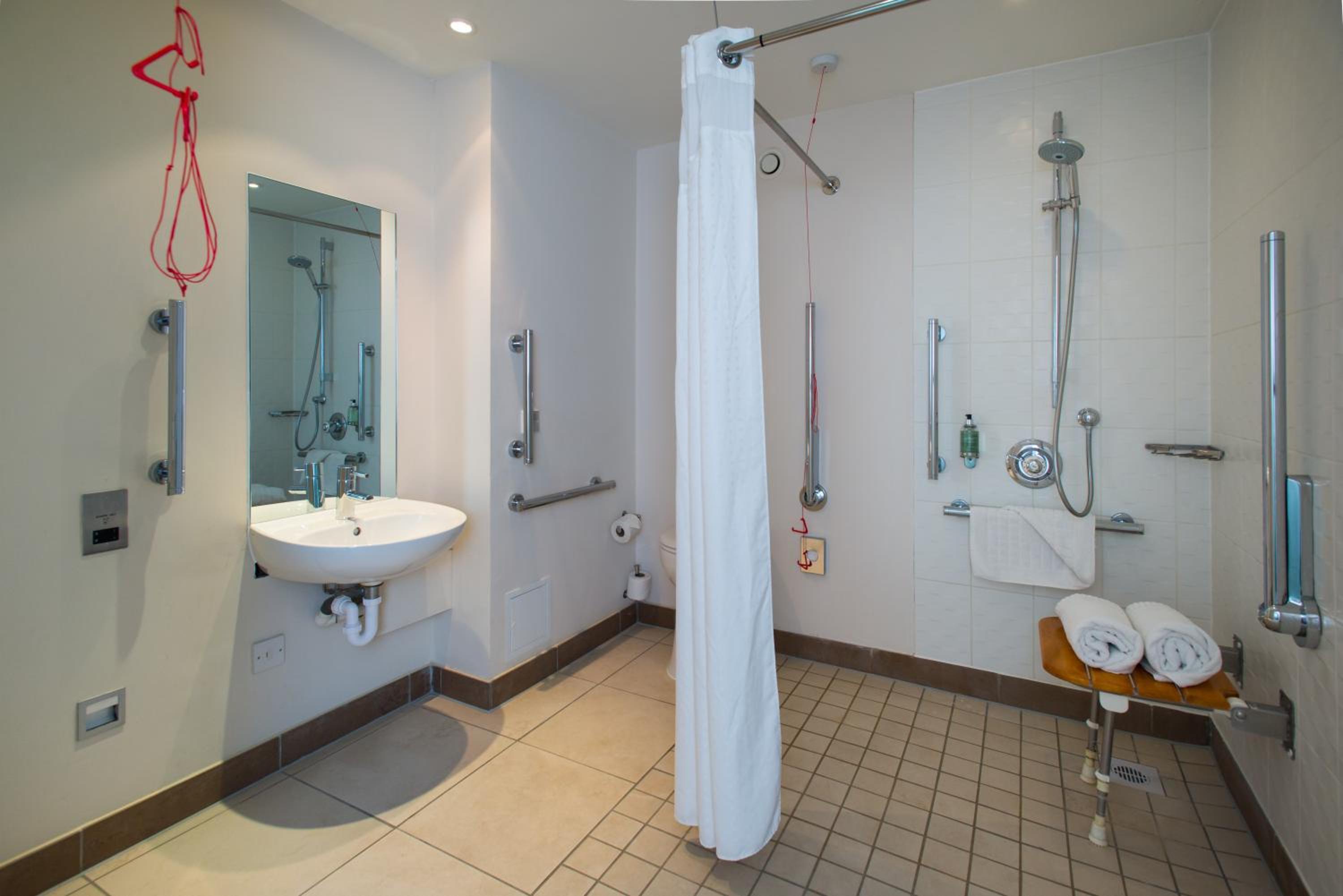 Double Room - Disability Access - Photo 3