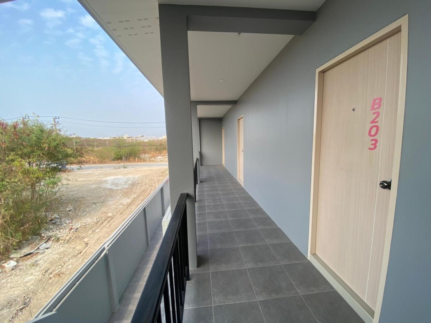 Budget Double Room - Photo 6