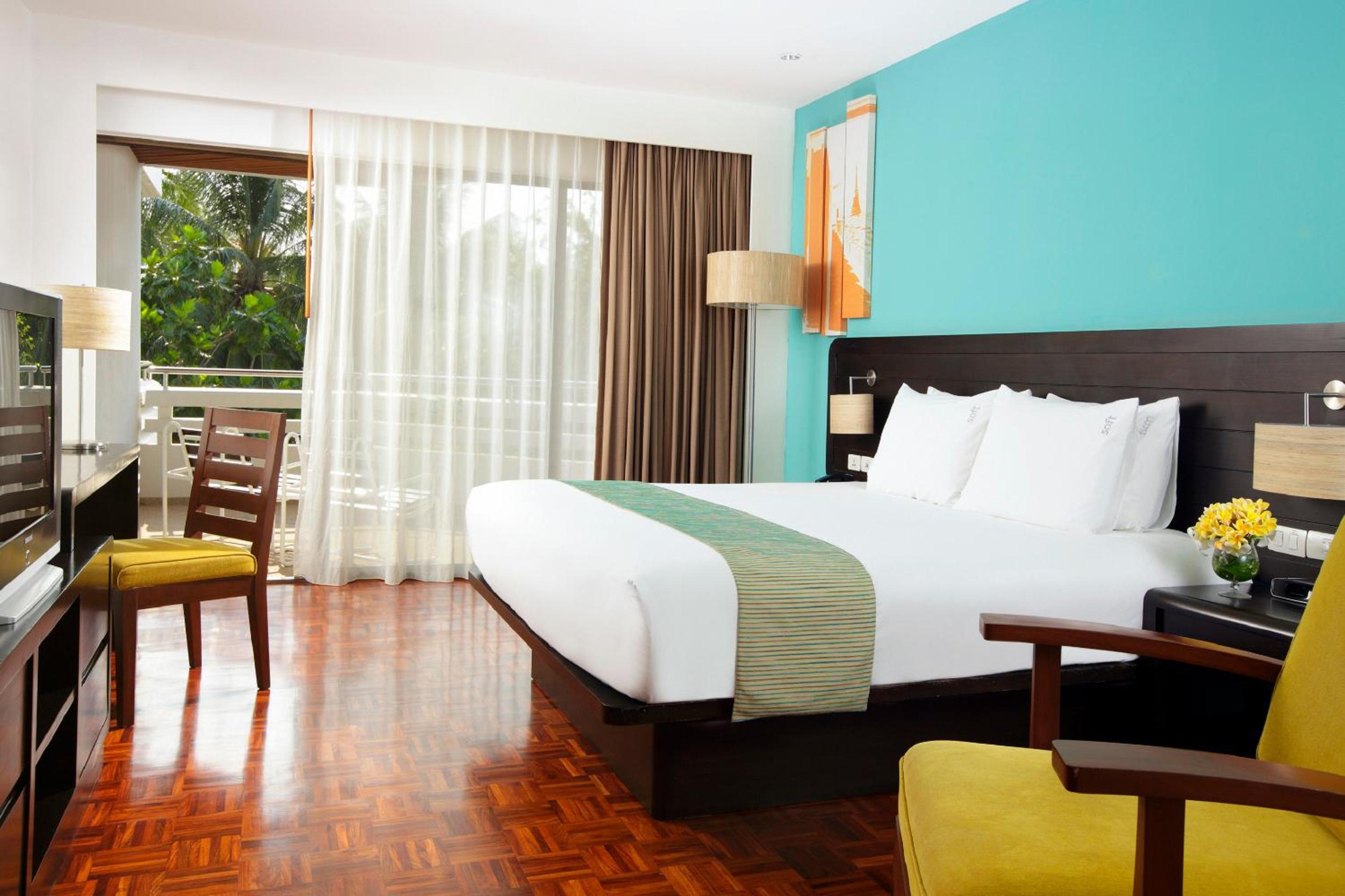 King Room with Sea View - Photo 2