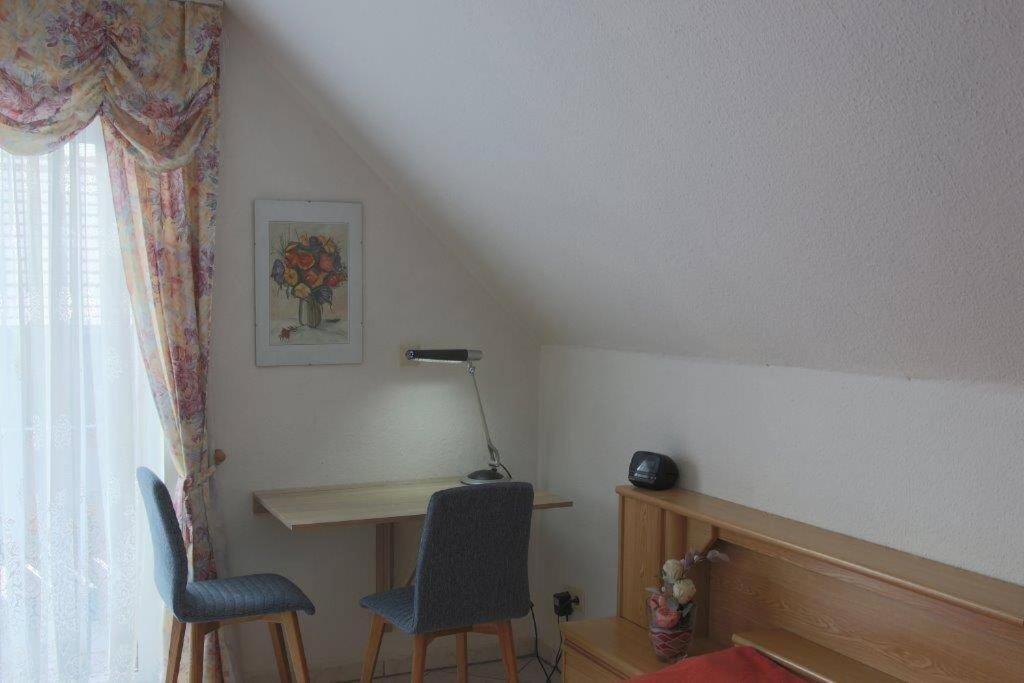 One-Bedroom House photo 1