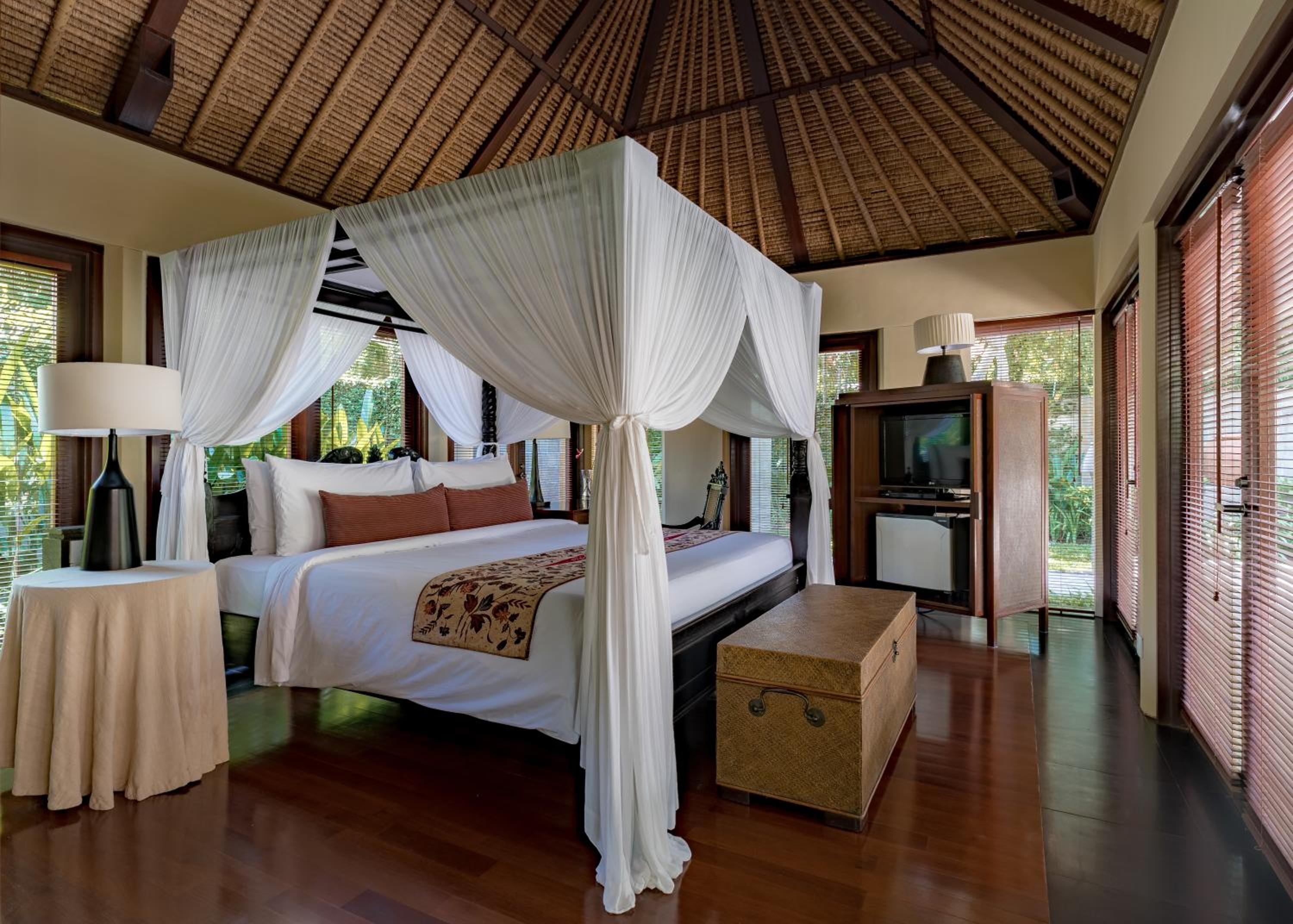 One-Bedroom Private Pool Villa with Free Airport Transfer - Photo 12