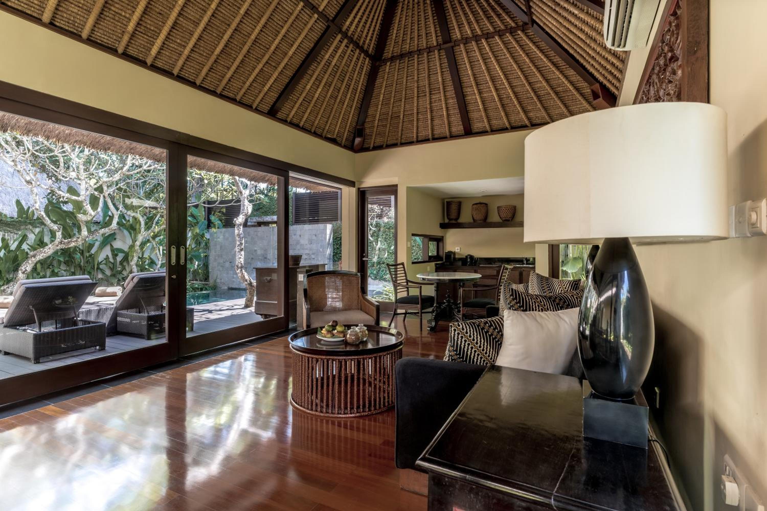 One-Bedroom Private Pool Villa with Free Airport Transfer - Photo 13