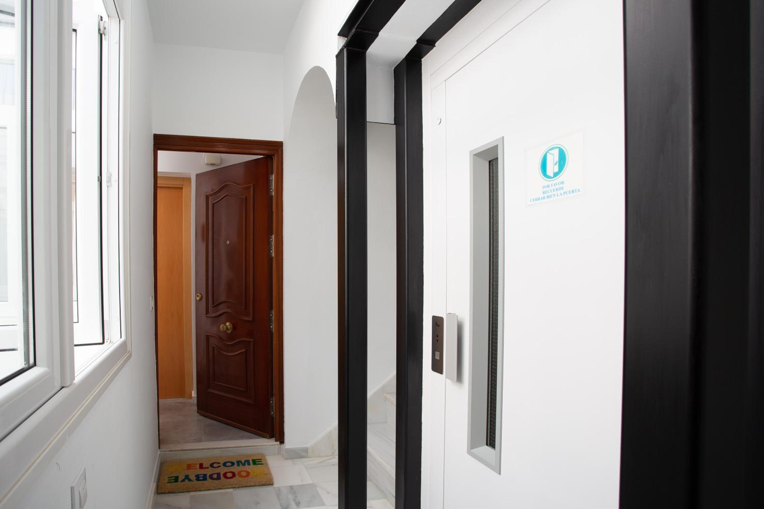 Apartamento con Balcón