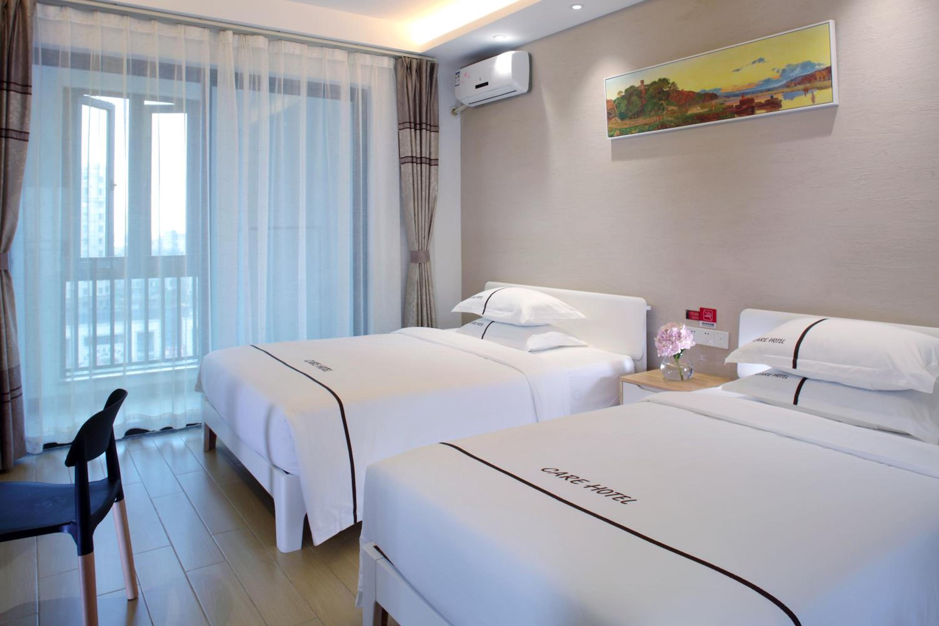 Standard Twin Room photo 1