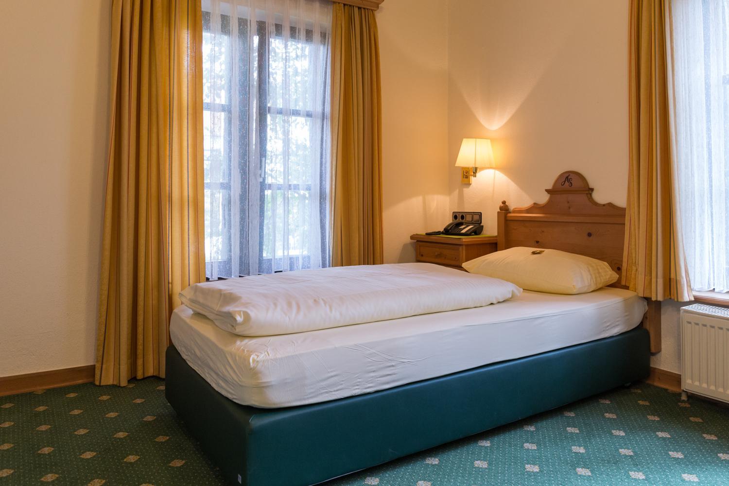 Comfort Single Room
