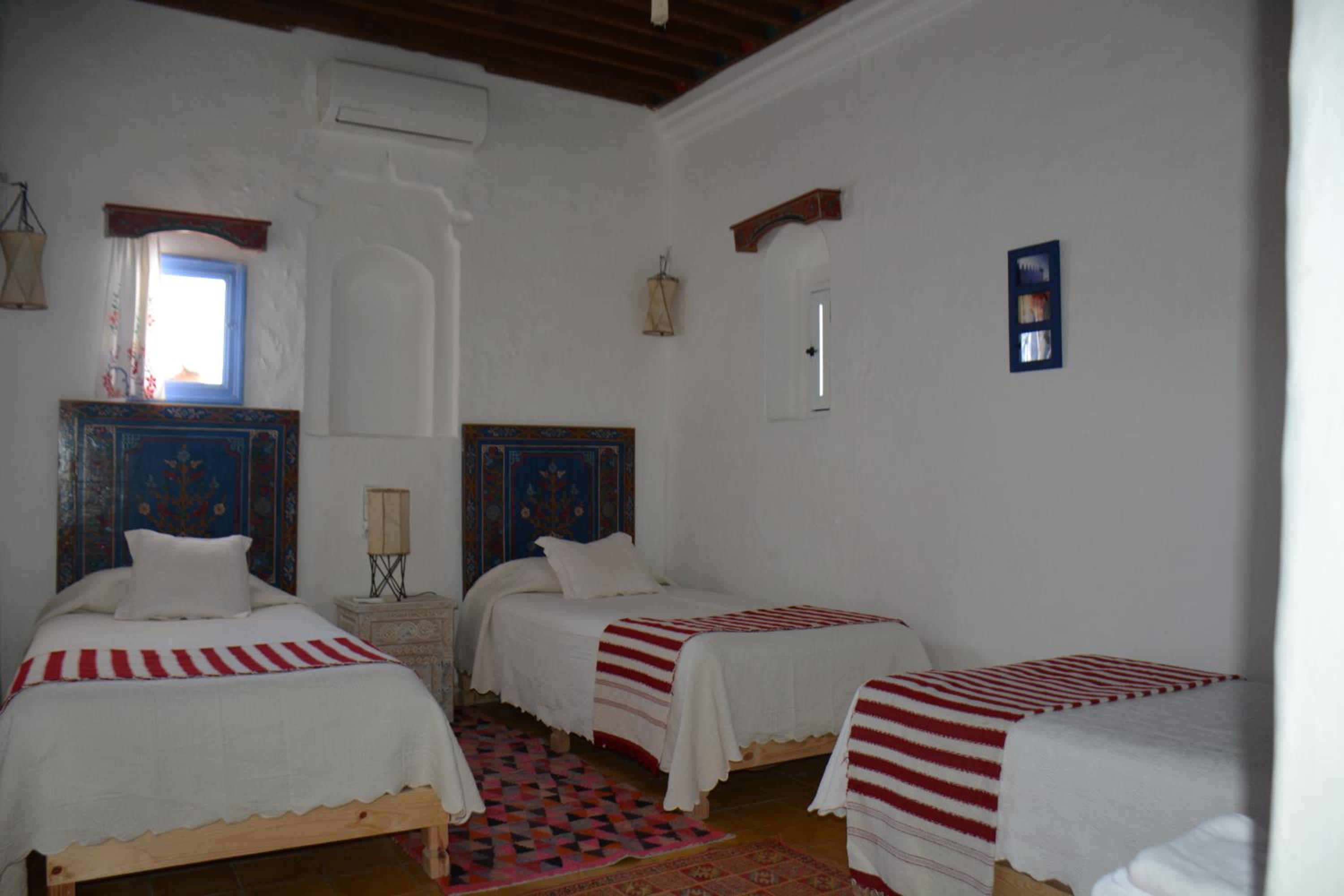 Standard Triple Room - Photo 4