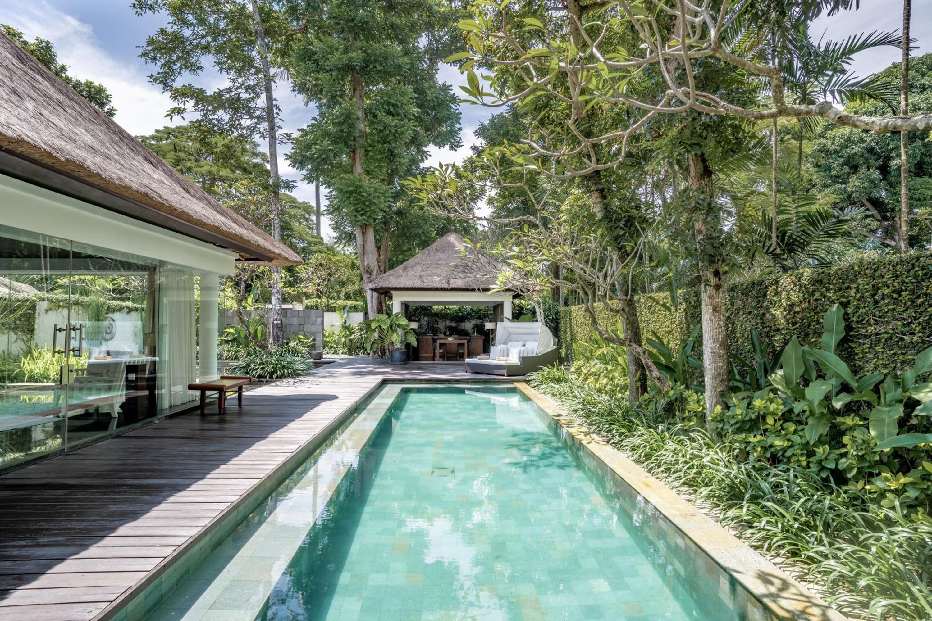 One-Bedroom Luxury Pool Villa with Free Airport Transfer - Photo 21