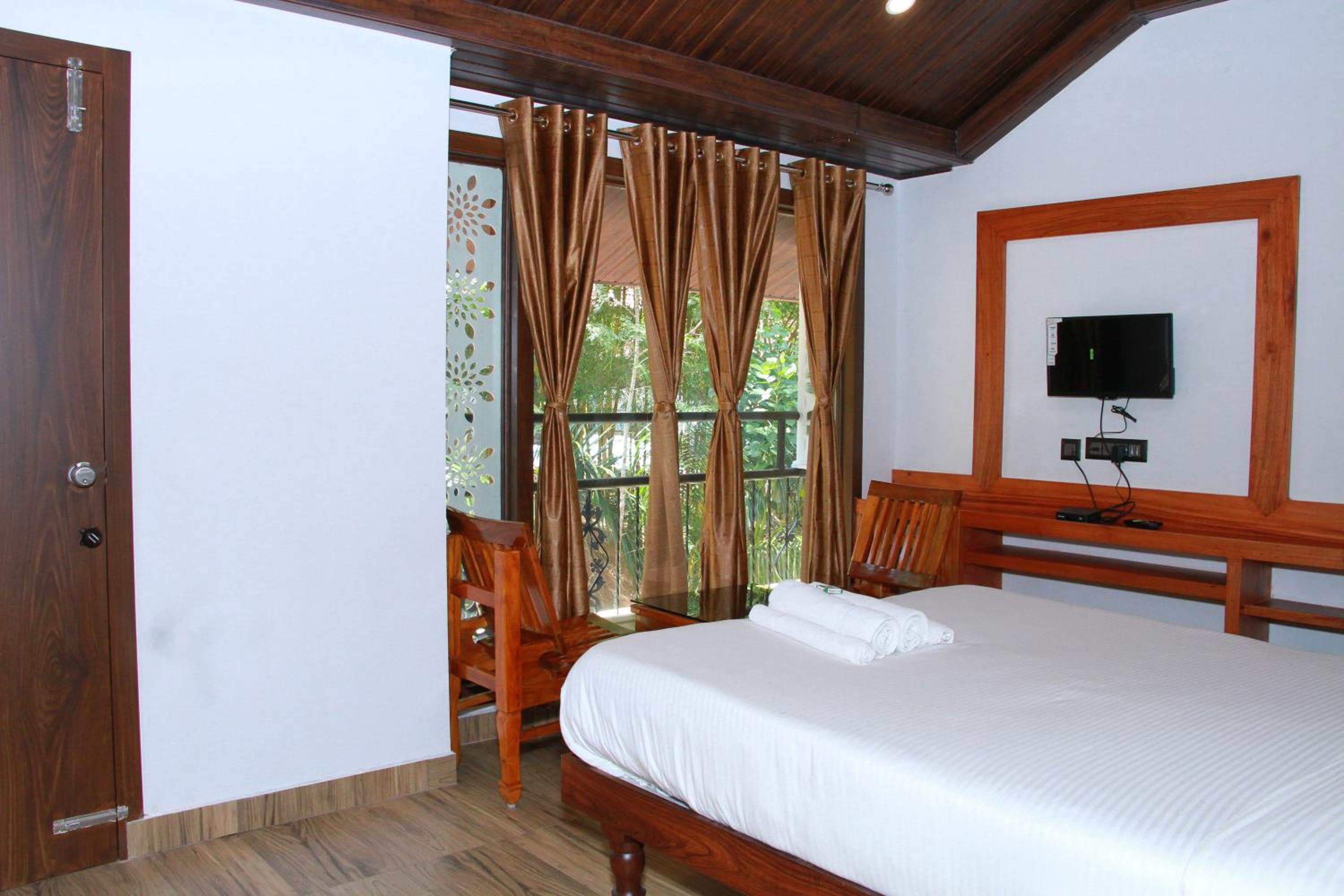 Deluxe Double or Twin Room with Garden View - Photo 13