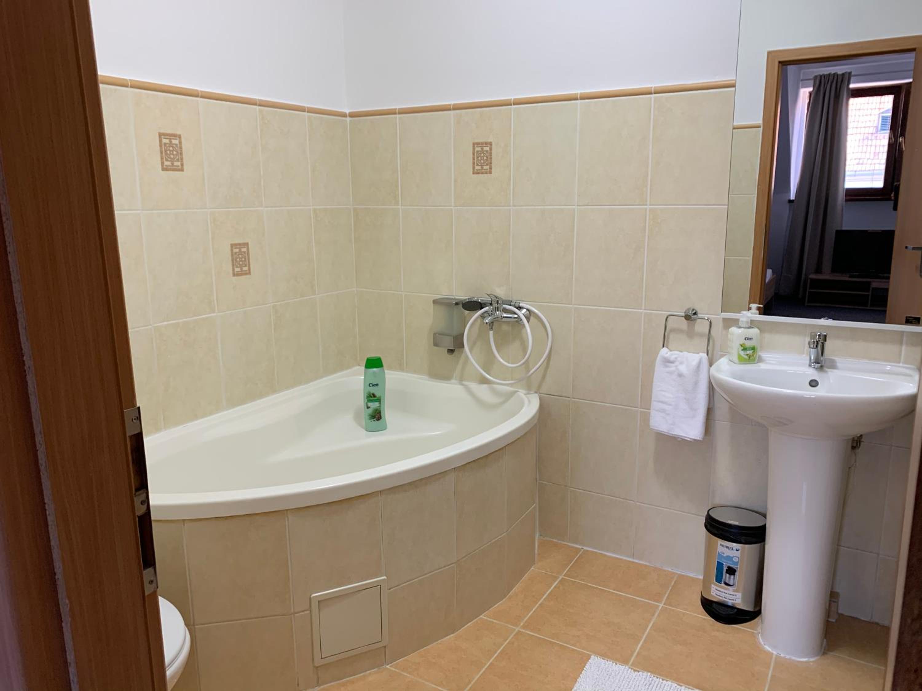 Triple Room - Photo 3